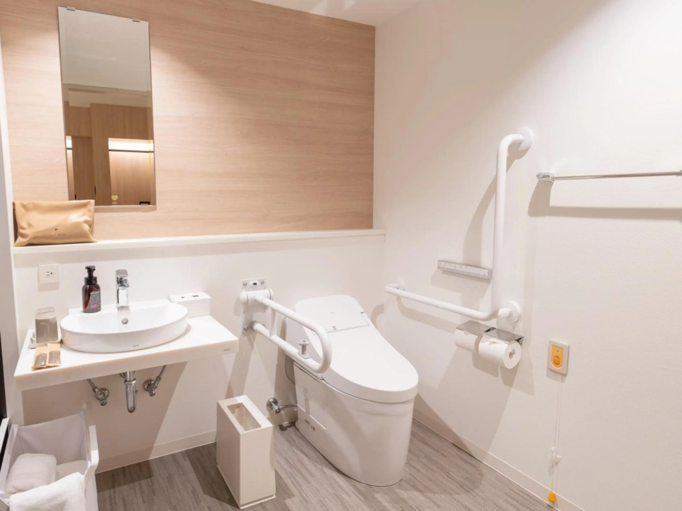 Toilet in HOTEL THE LEBEN OSAKA