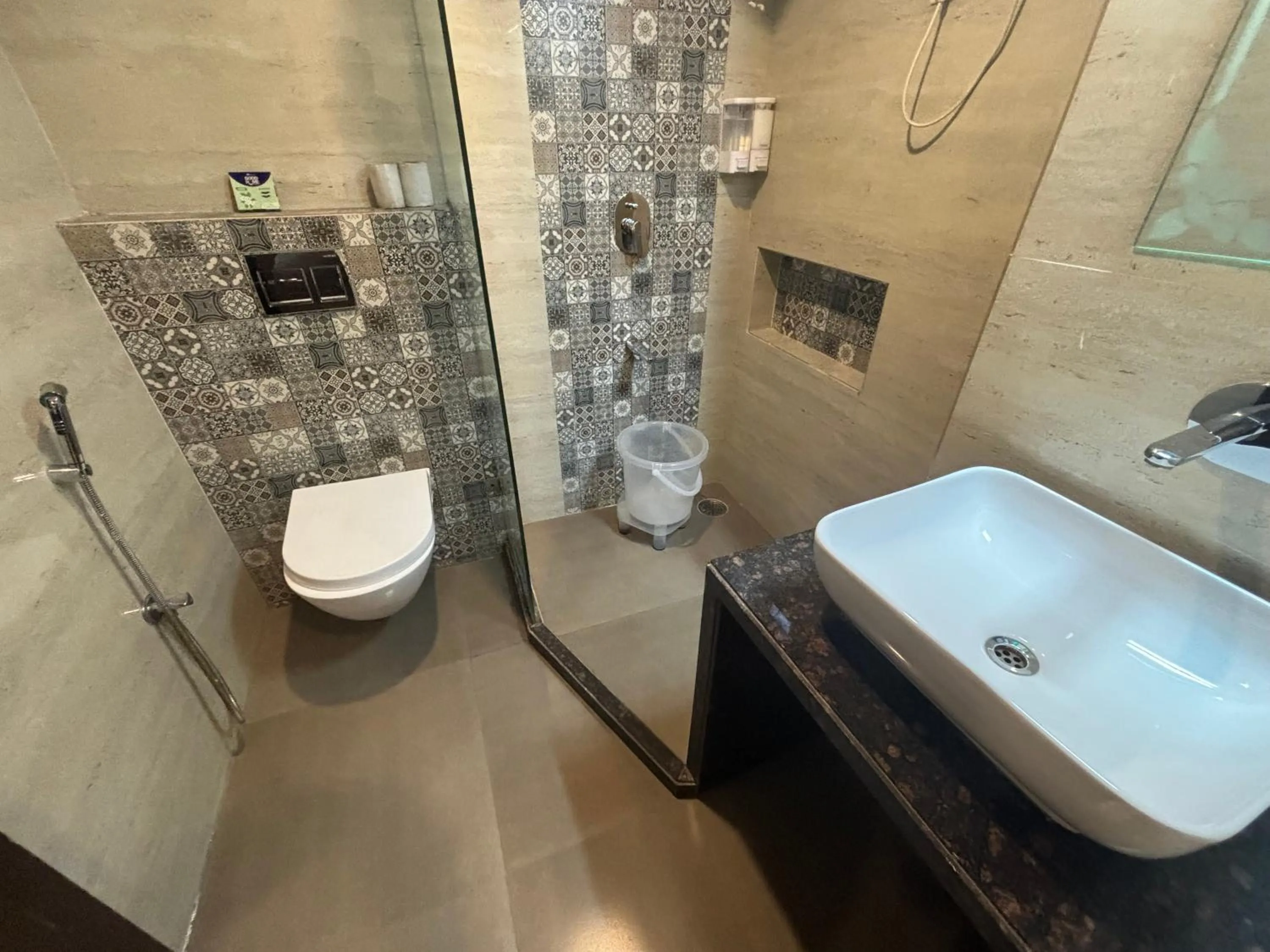 Bathroom in Hotel Life Inn