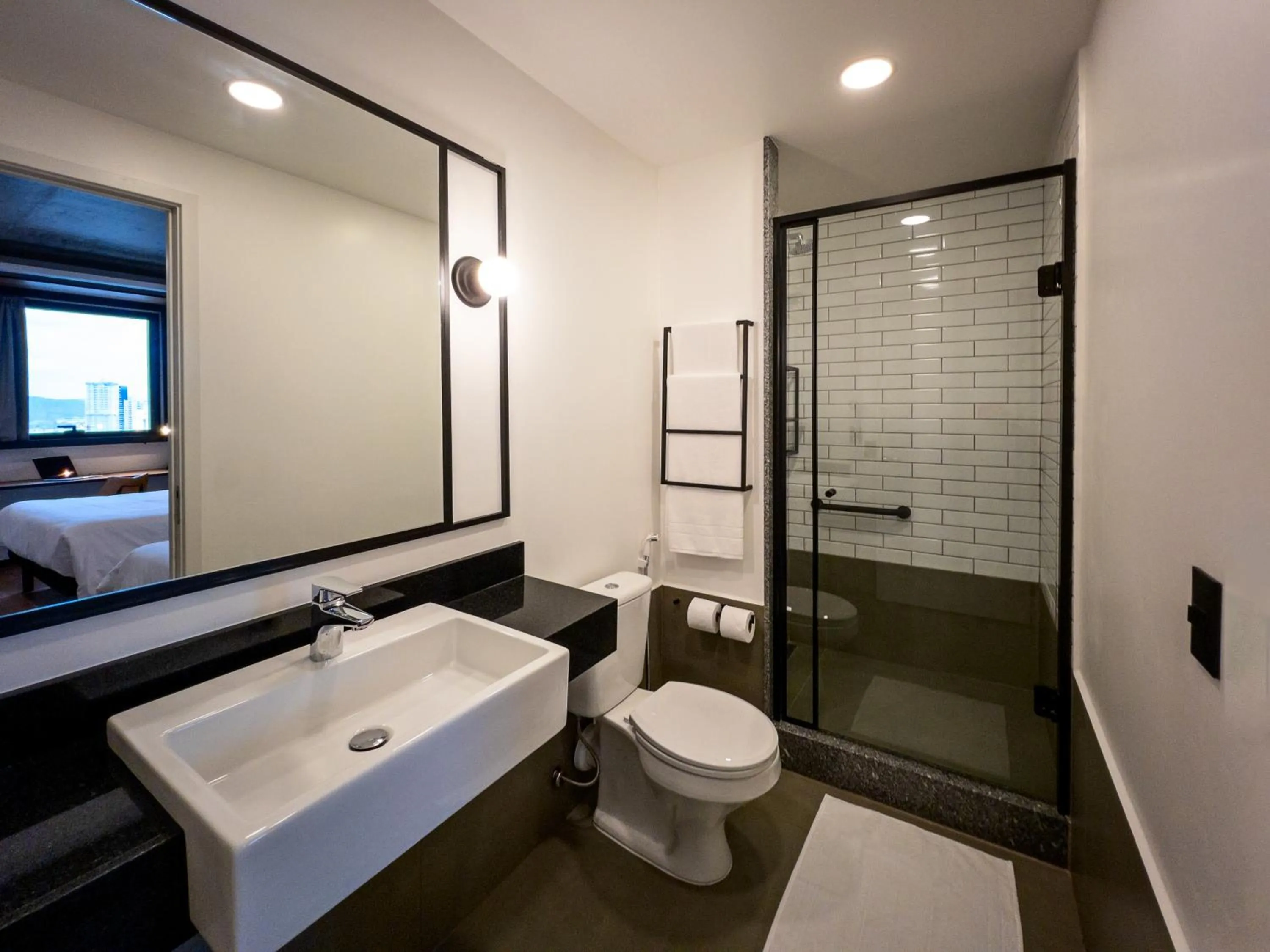 Bathroom in Ibis Balneario Camboriu