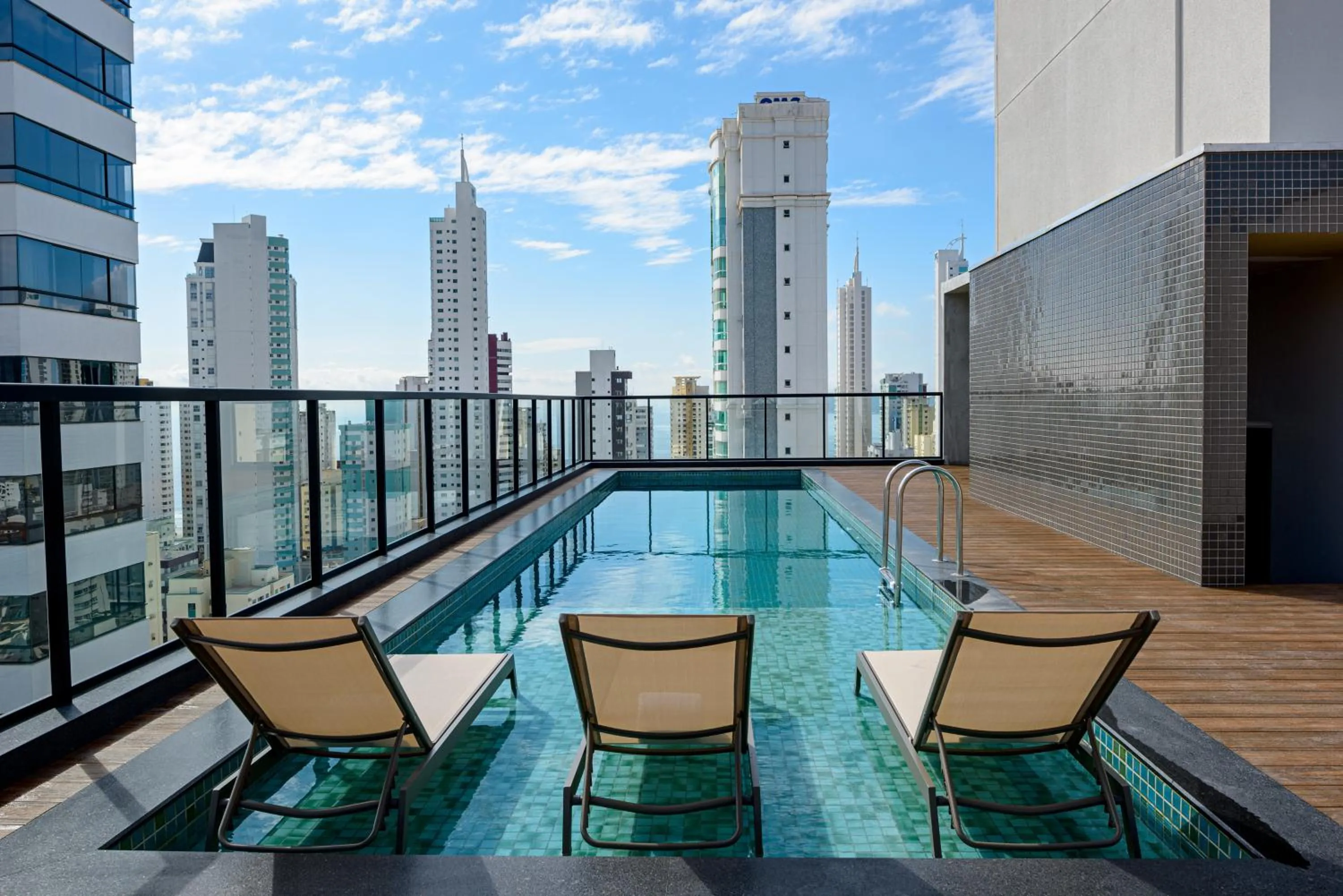 Swimming pool in Ibis Balneario Camboriu