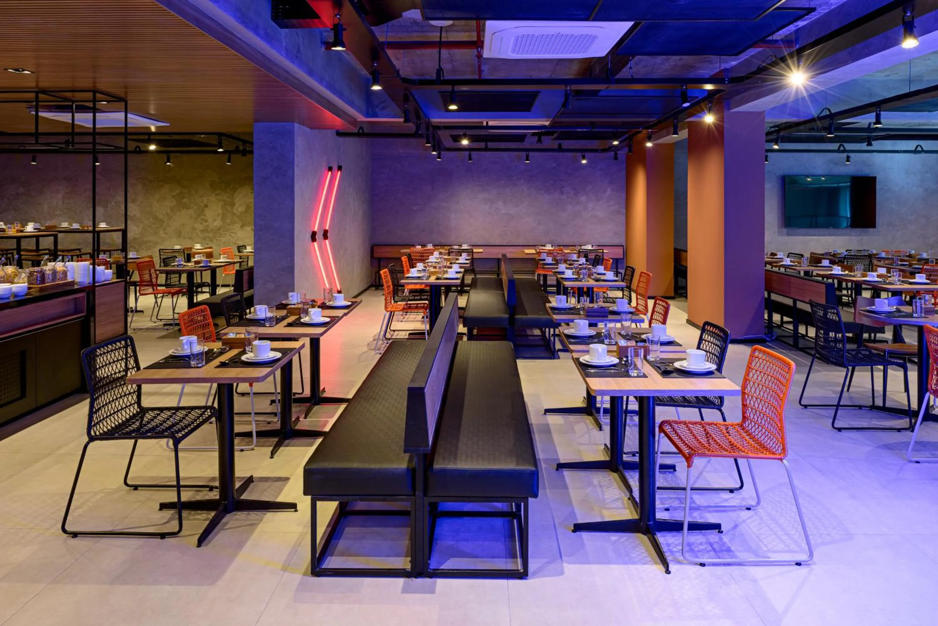 Restaurant/places to eat in Ibis Balneario Camboriu