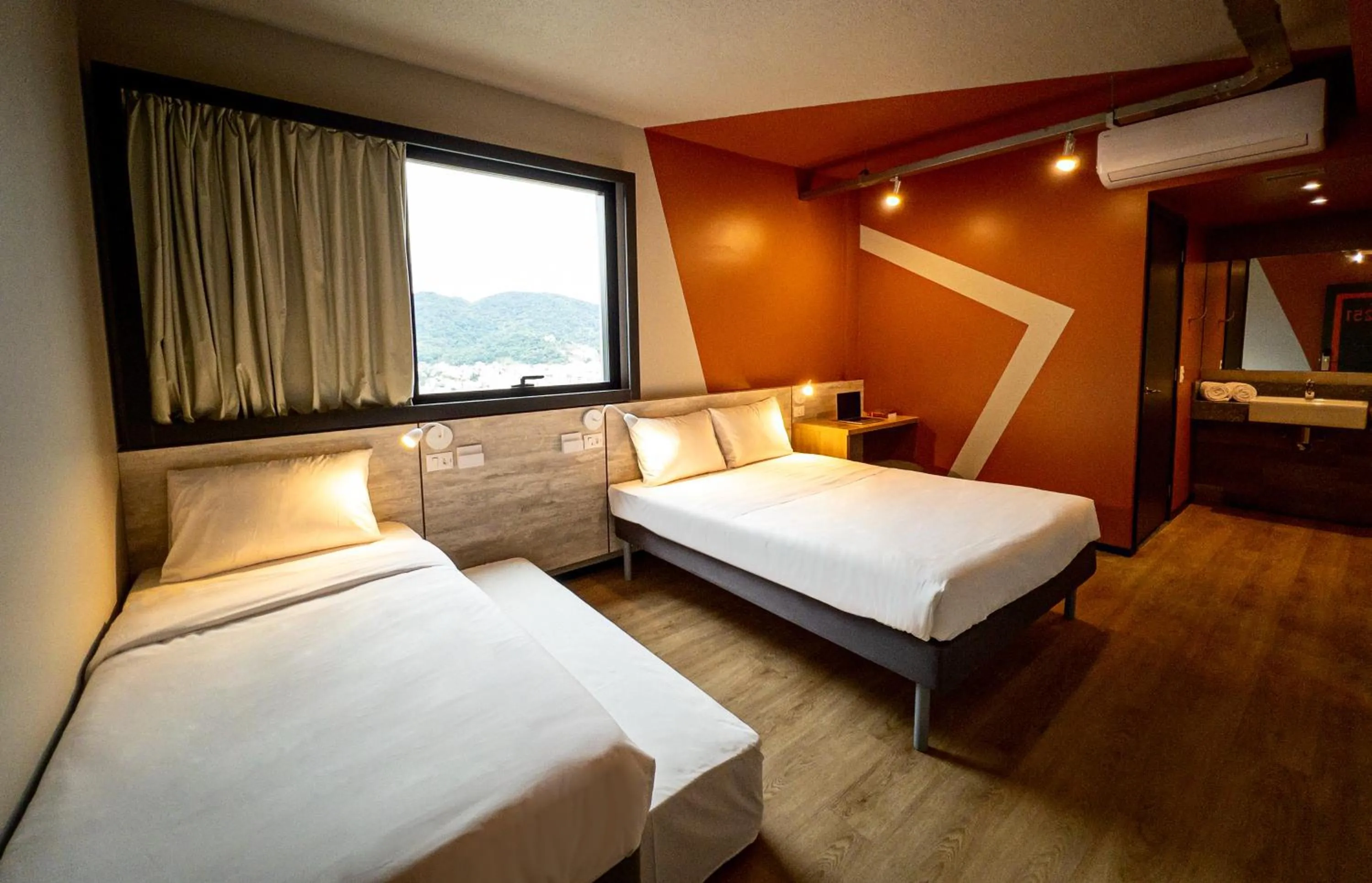 Bed in Ibis Budget Balneario Camboriu