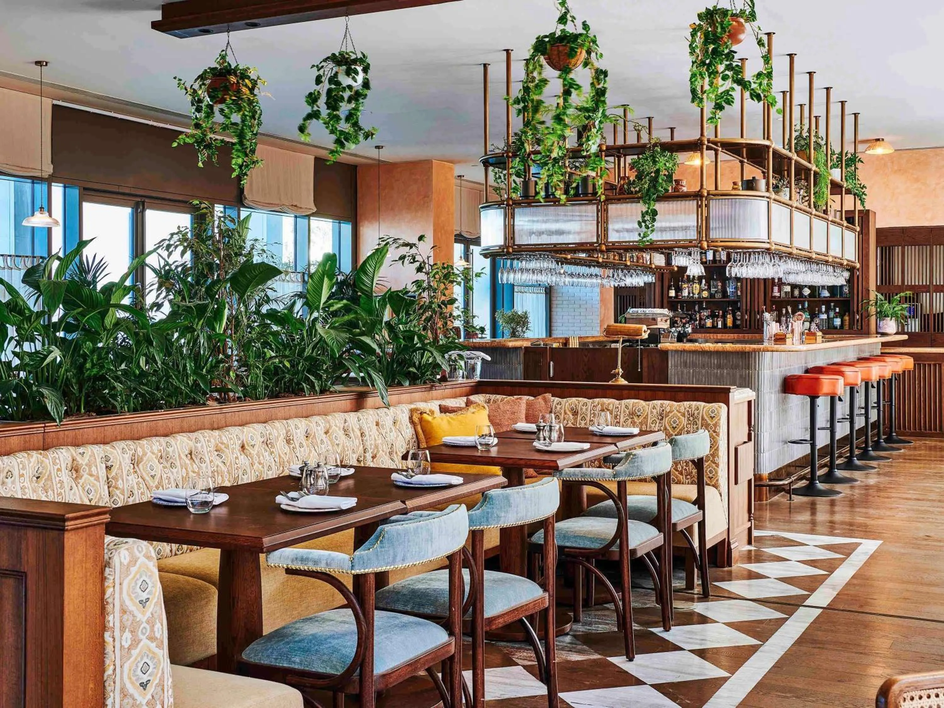 Restaurant/places to eat in 25hours Hotel Dubai One Central