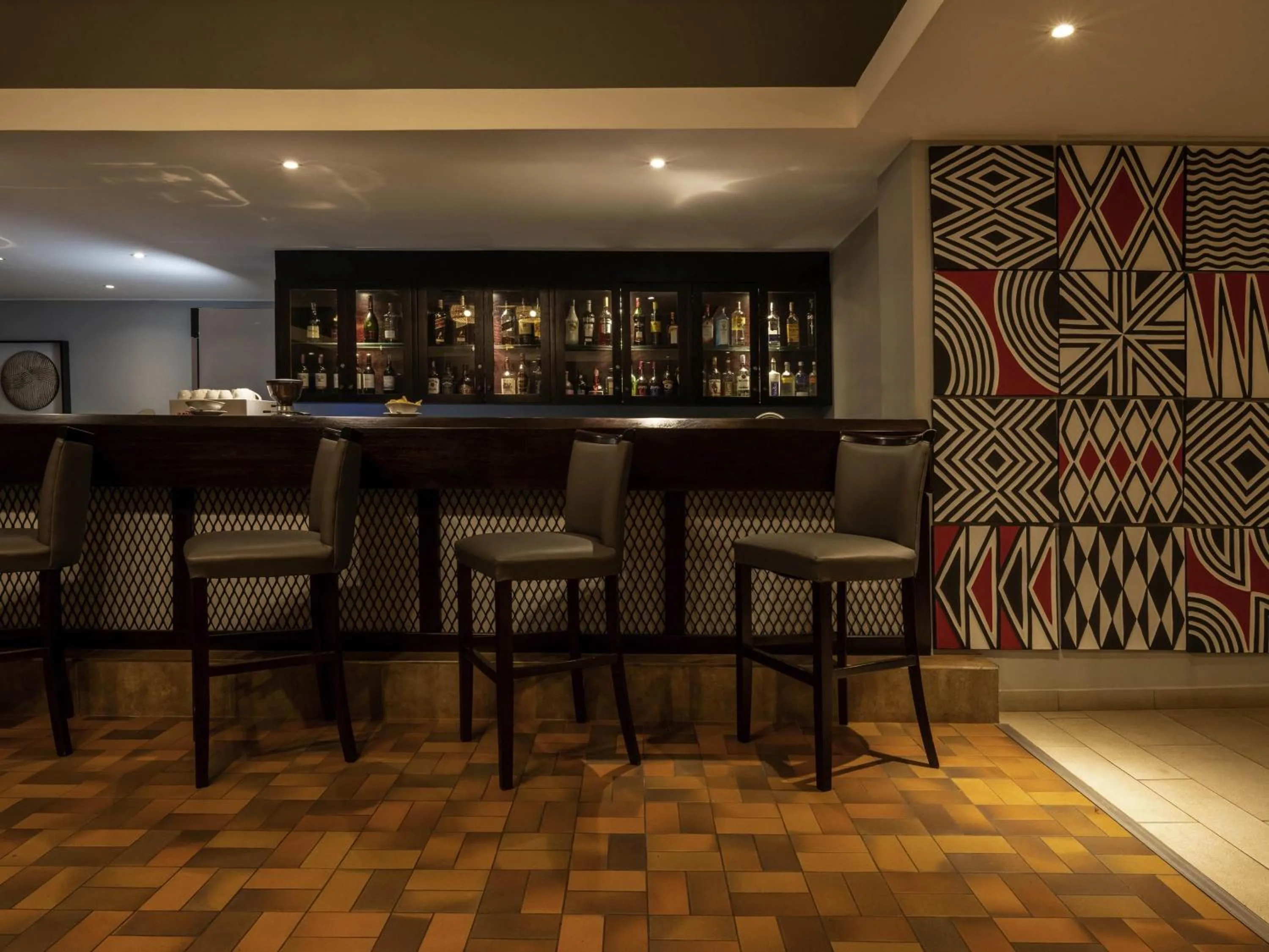 Lounge or bar in Mantis Akagera Game Lodge