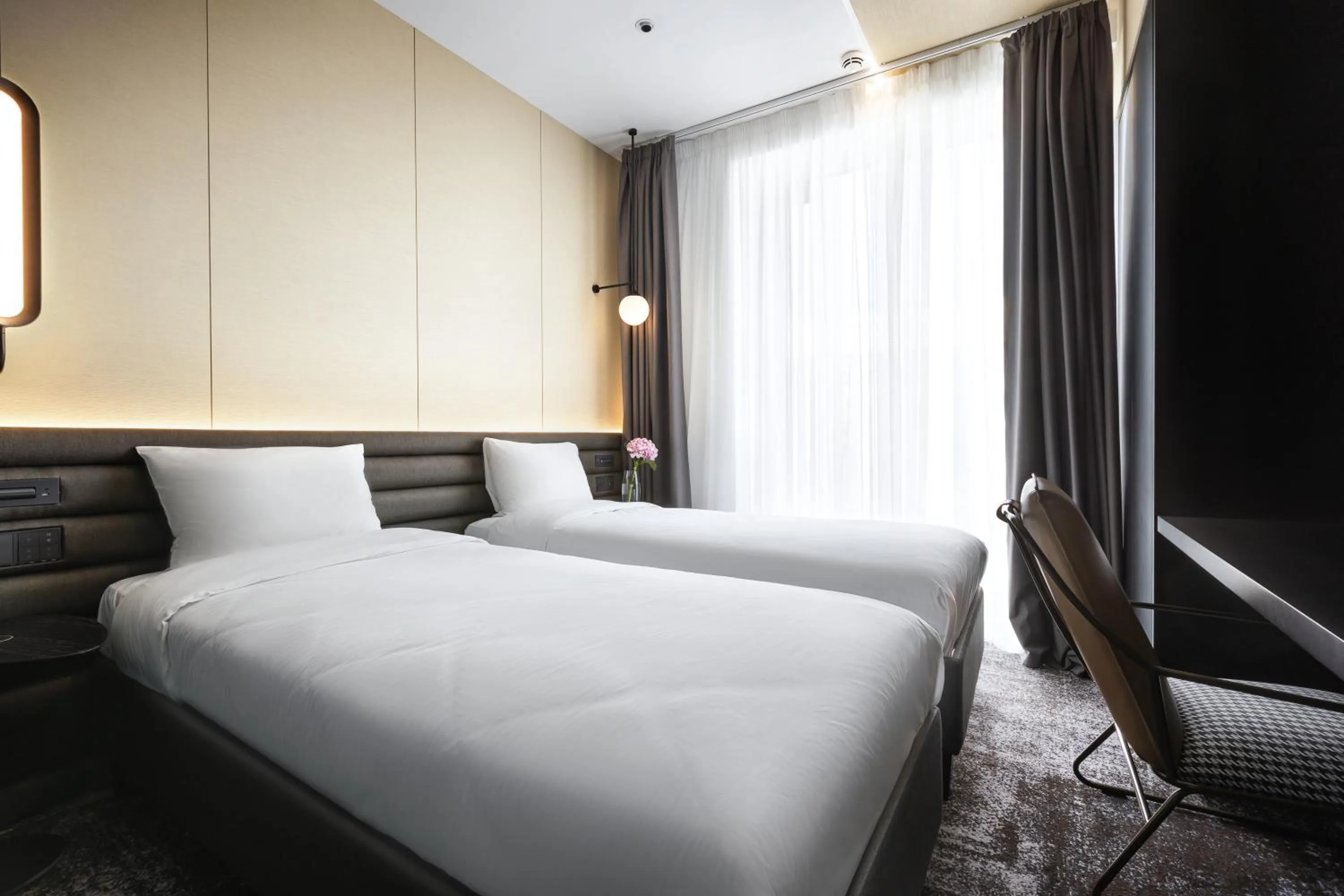 Bed in Novotel Living Almaty Jetisu