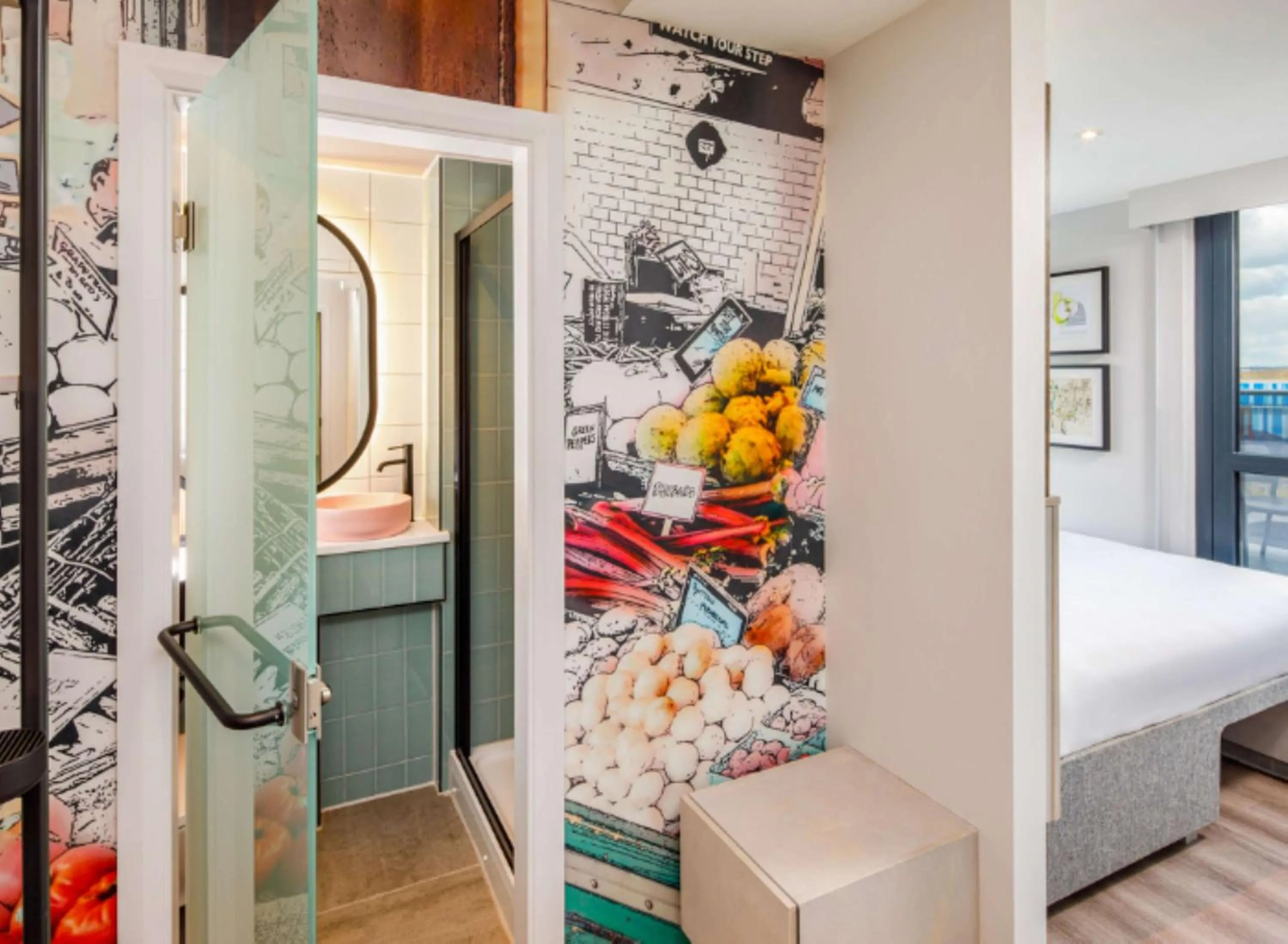 Photo of the whole room, Bed in Spark by Hilton London Romford