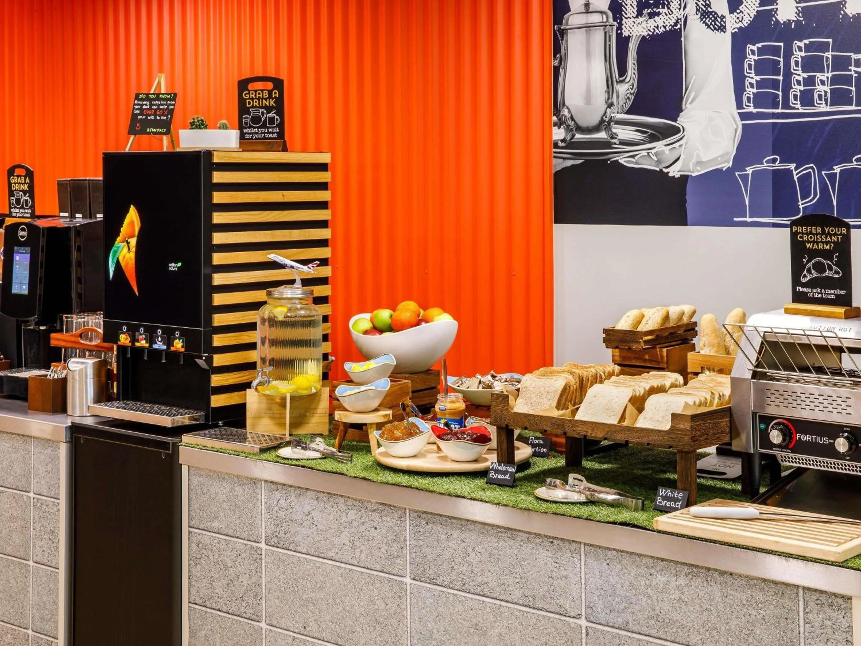 Breakfast in ibis budget London Heathrow Central