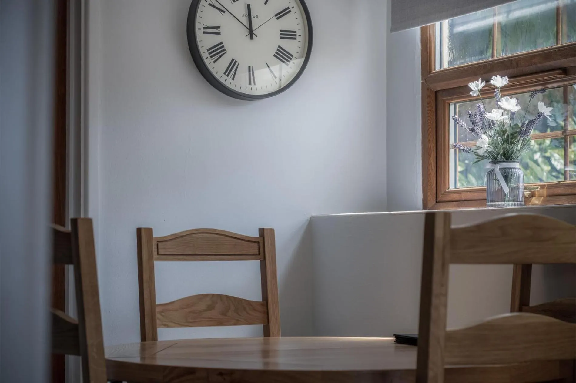 Floor plan, Bed in Lilac Cottage - 1 Bedroom Cottage - Amroth