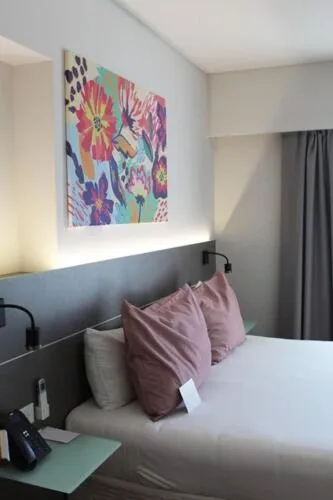 Bed in Mercure Rosario