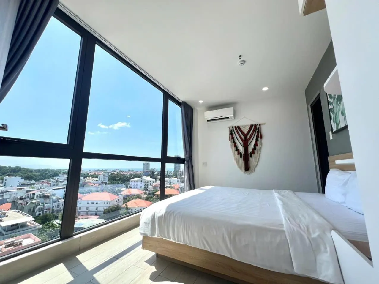 Bed in TDMAISON Hotel & Apartment