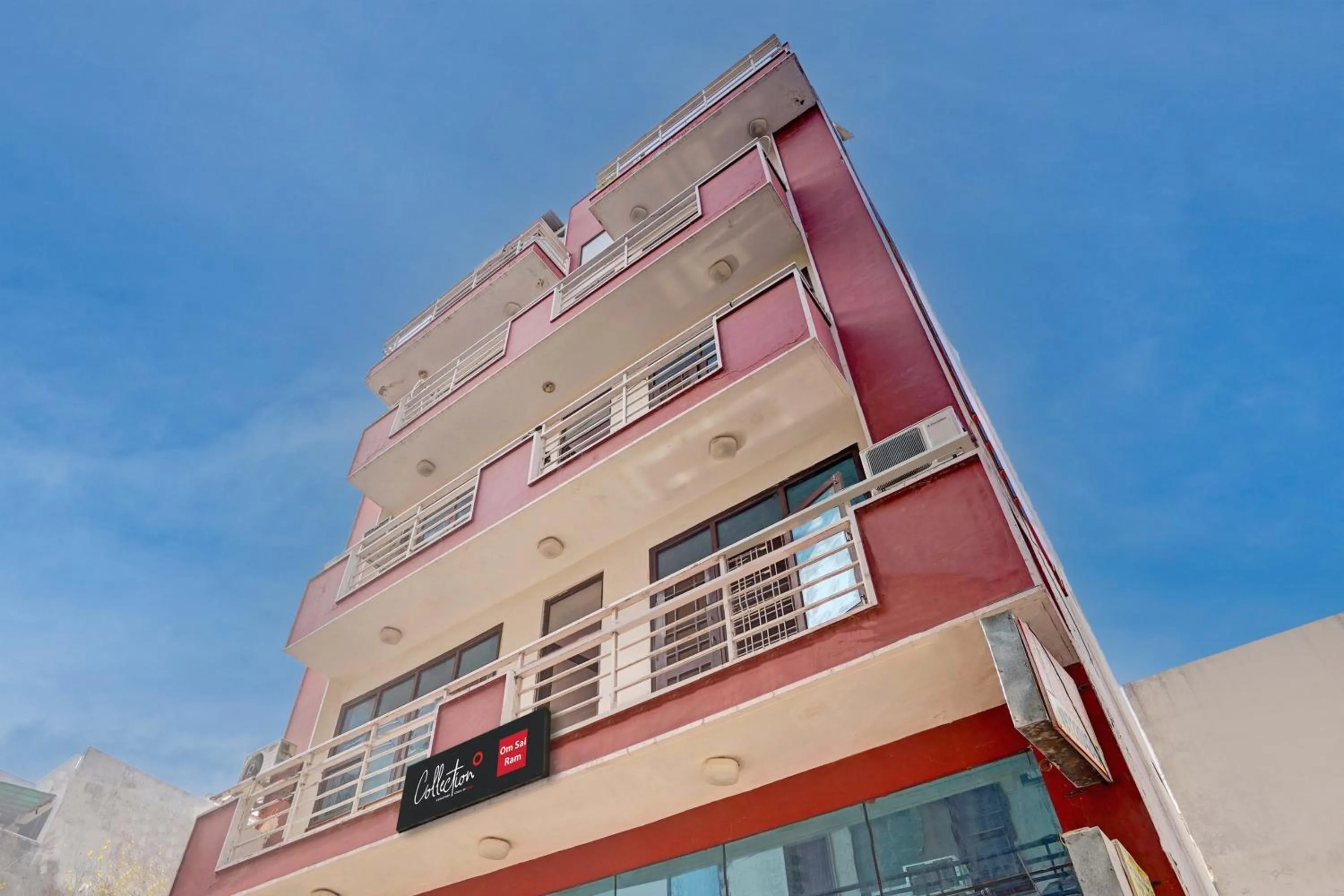 Facade/entrance in Super Hotel O VPS Residency