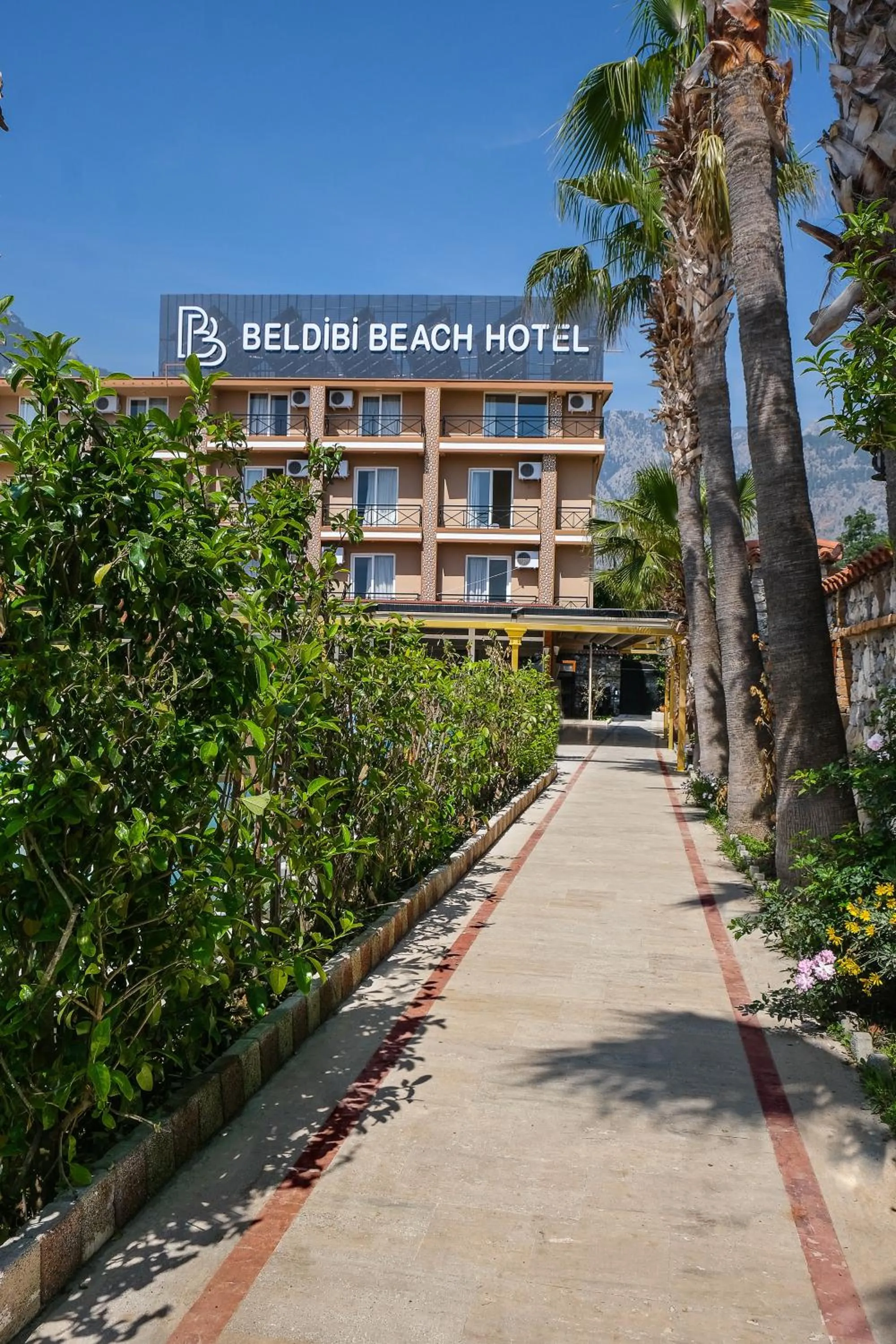Property building in Beldibi Beach Hotel