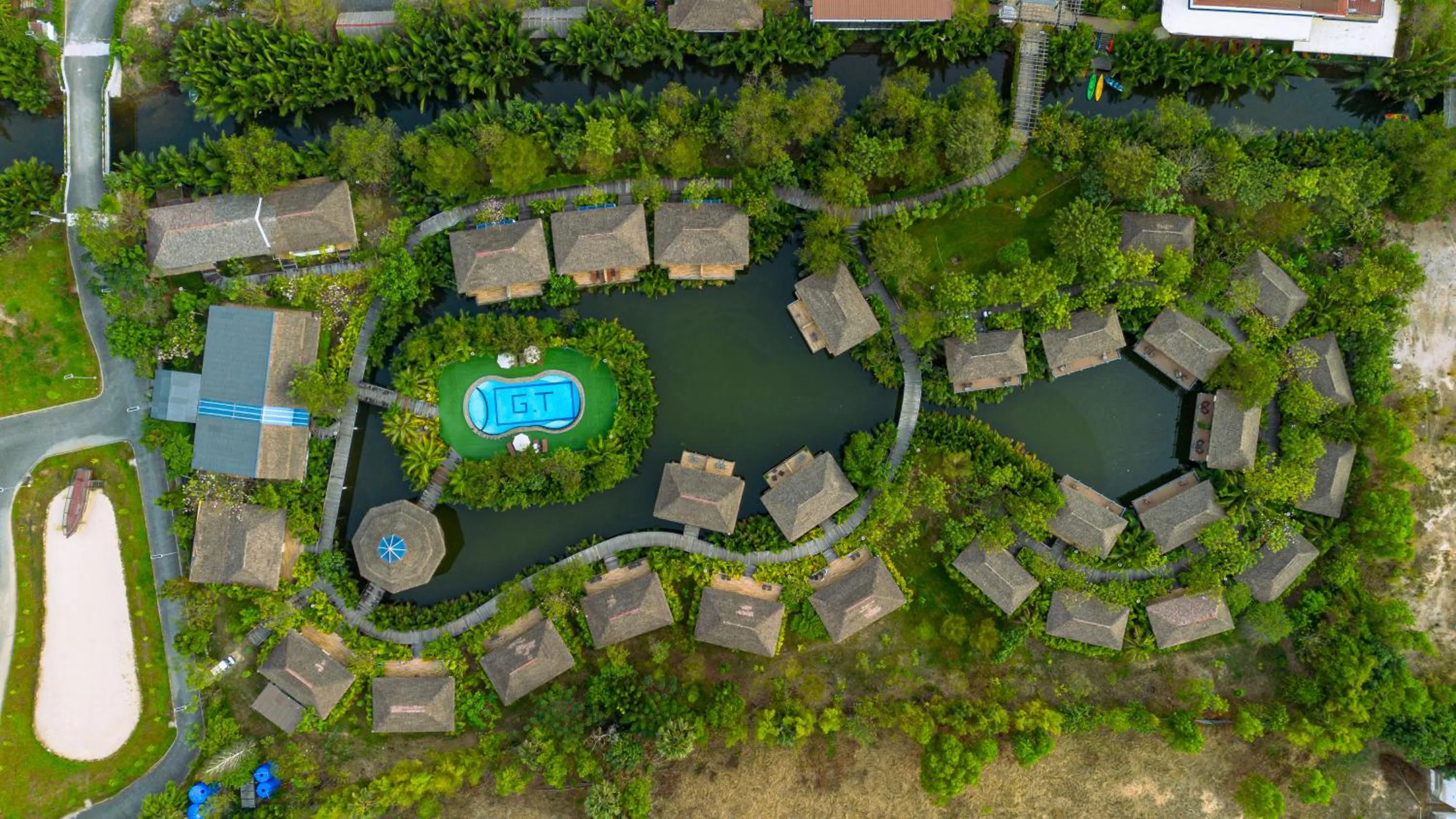 Property building in Good Time Relax Resort