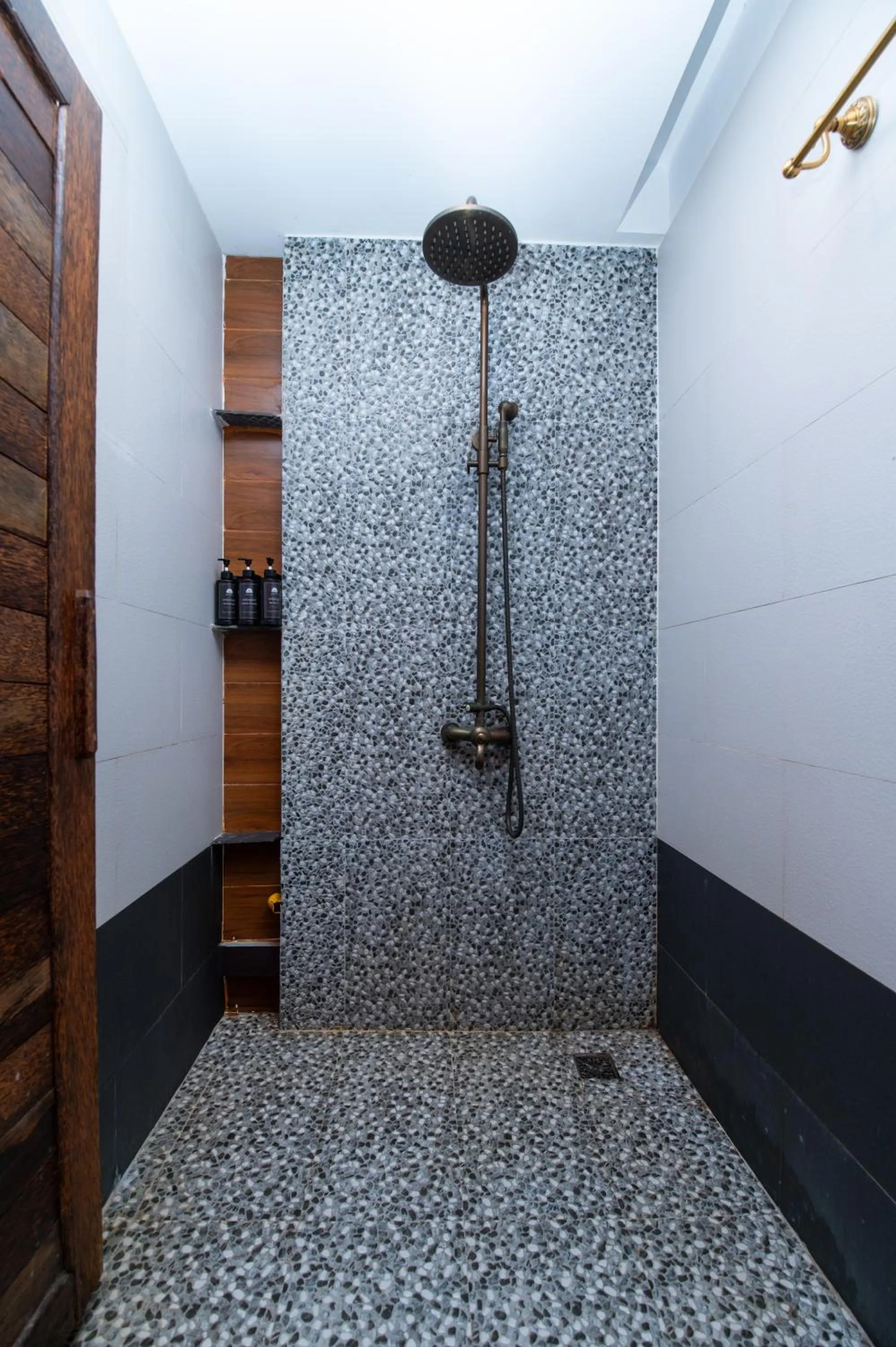 Shower in Good Time Relax Resort