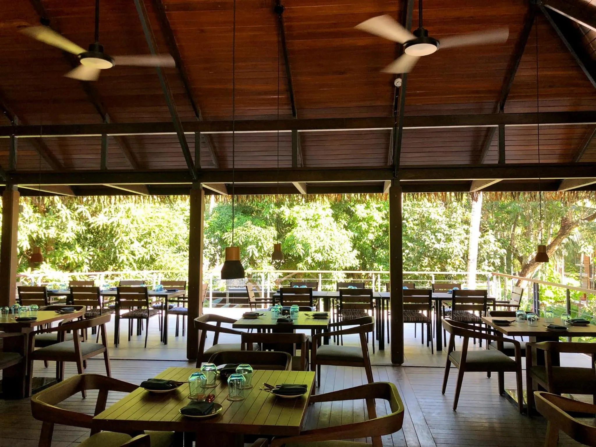 Restaurant/places to eat in Tilar Siro Andamans - A CGH Earth Experience