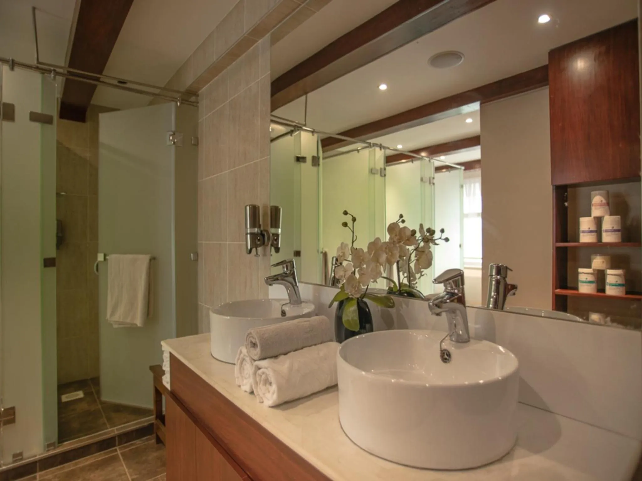 Spa and wellness centre/facilities in Diamond Plaza Apartments