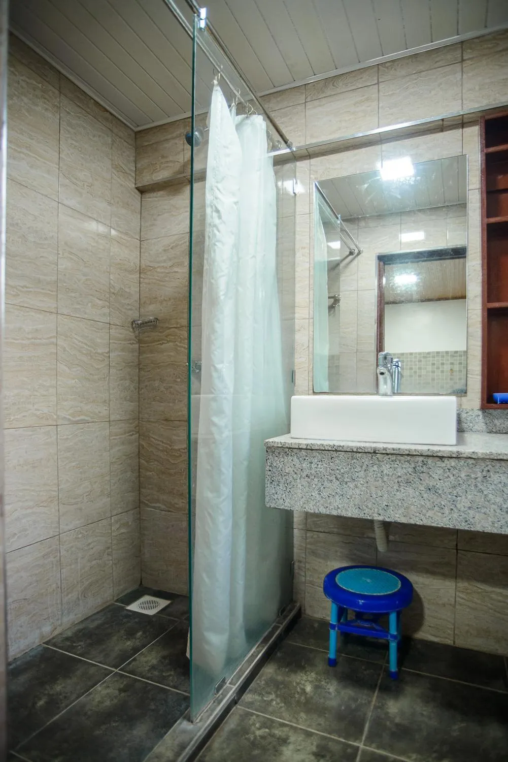 Bathroom in Diamond Plaza Apartments