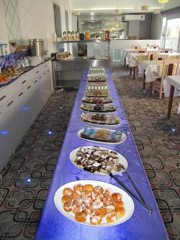 Breakfast in Şirin Hotel