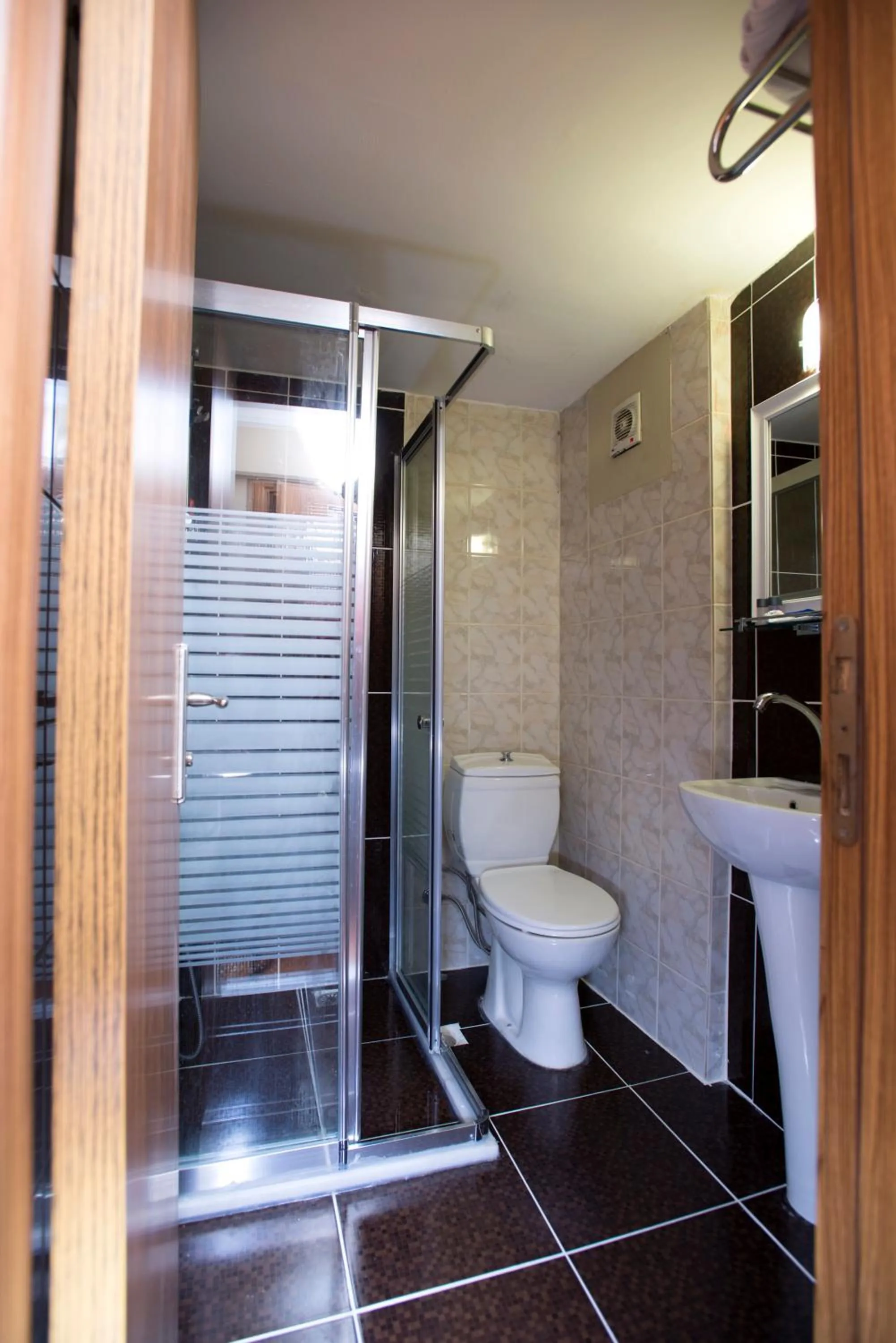 Bathroom in Şirin Hotel