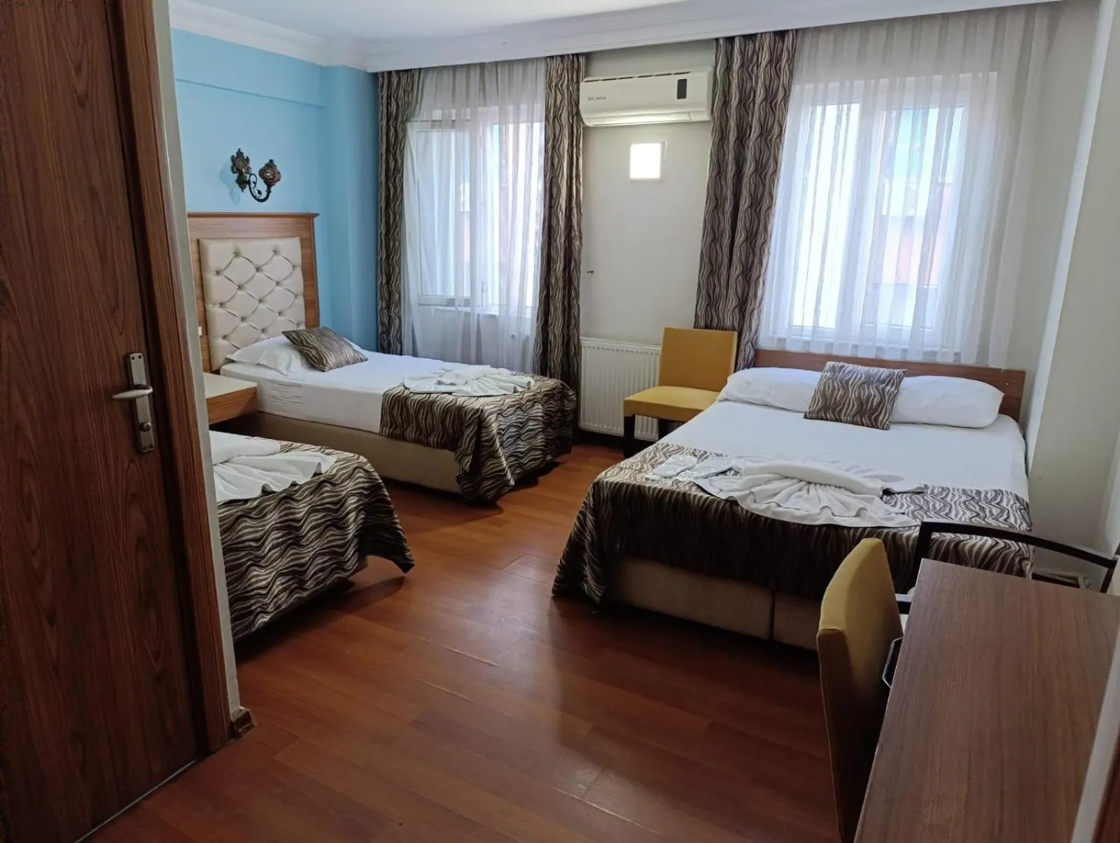 Bed in Şirin Hotel