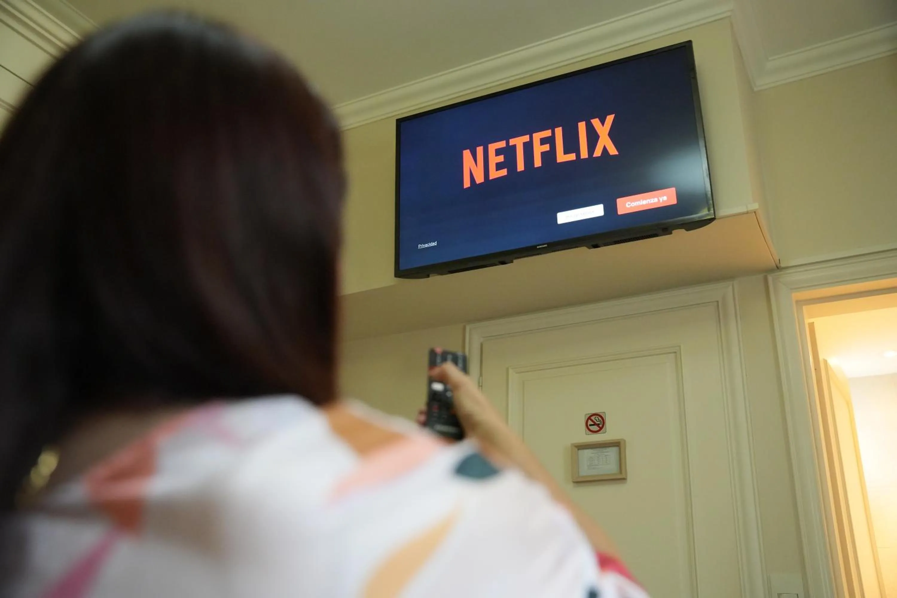 TV and multimedia in 248 Finisterra