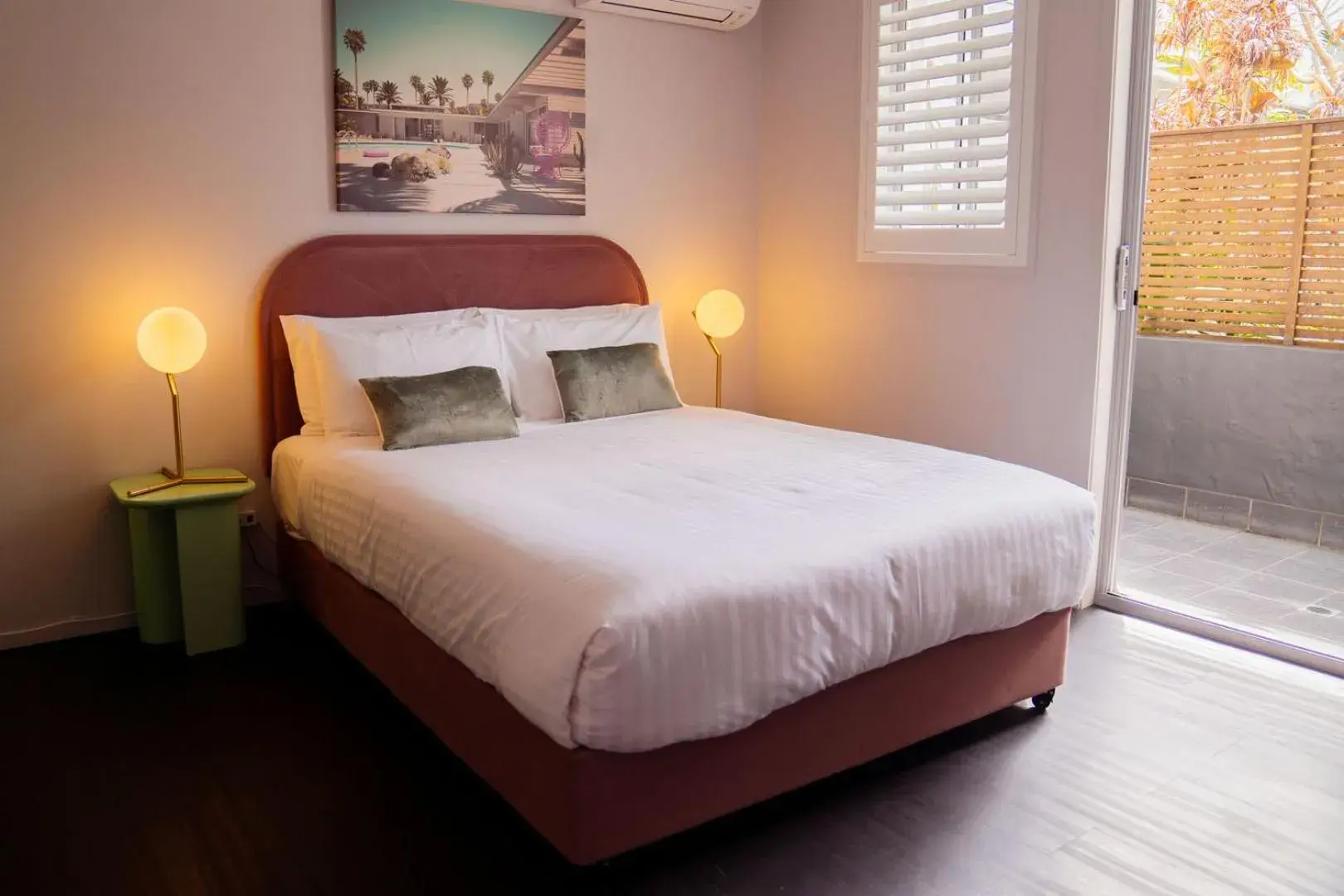 Queen Room with Shared Bathroom in Vali by Village Queen Room with Shared Bathroom in Vali by Village