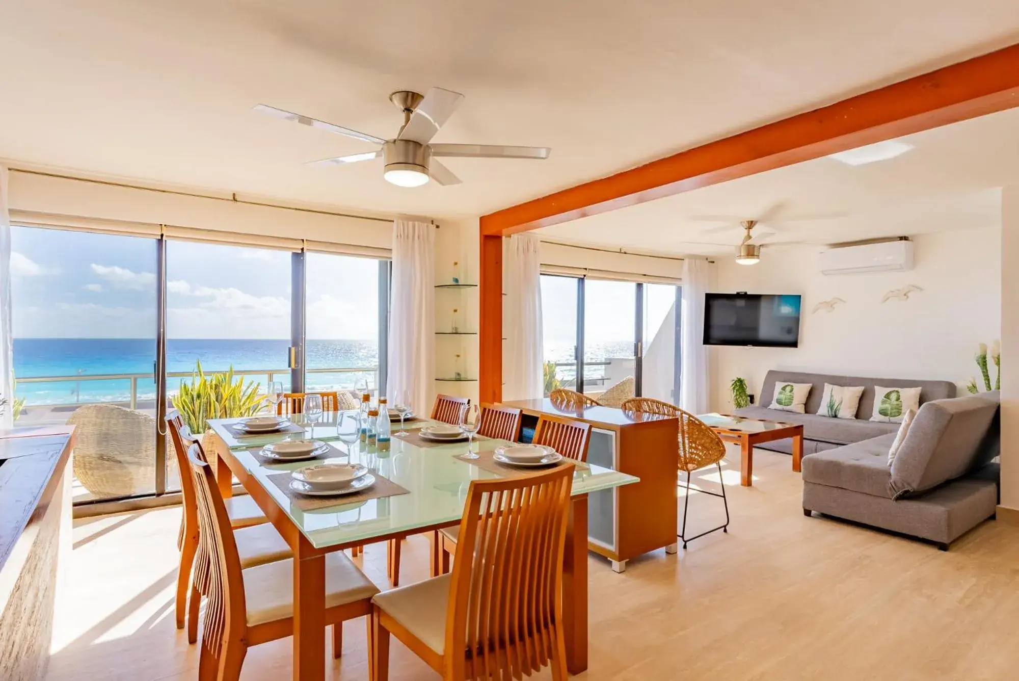Amazing Caribbean Ocean view at Villas Marlin in Cancun Amazing Caribbean Ocean view at Villas Marlin in Cancun