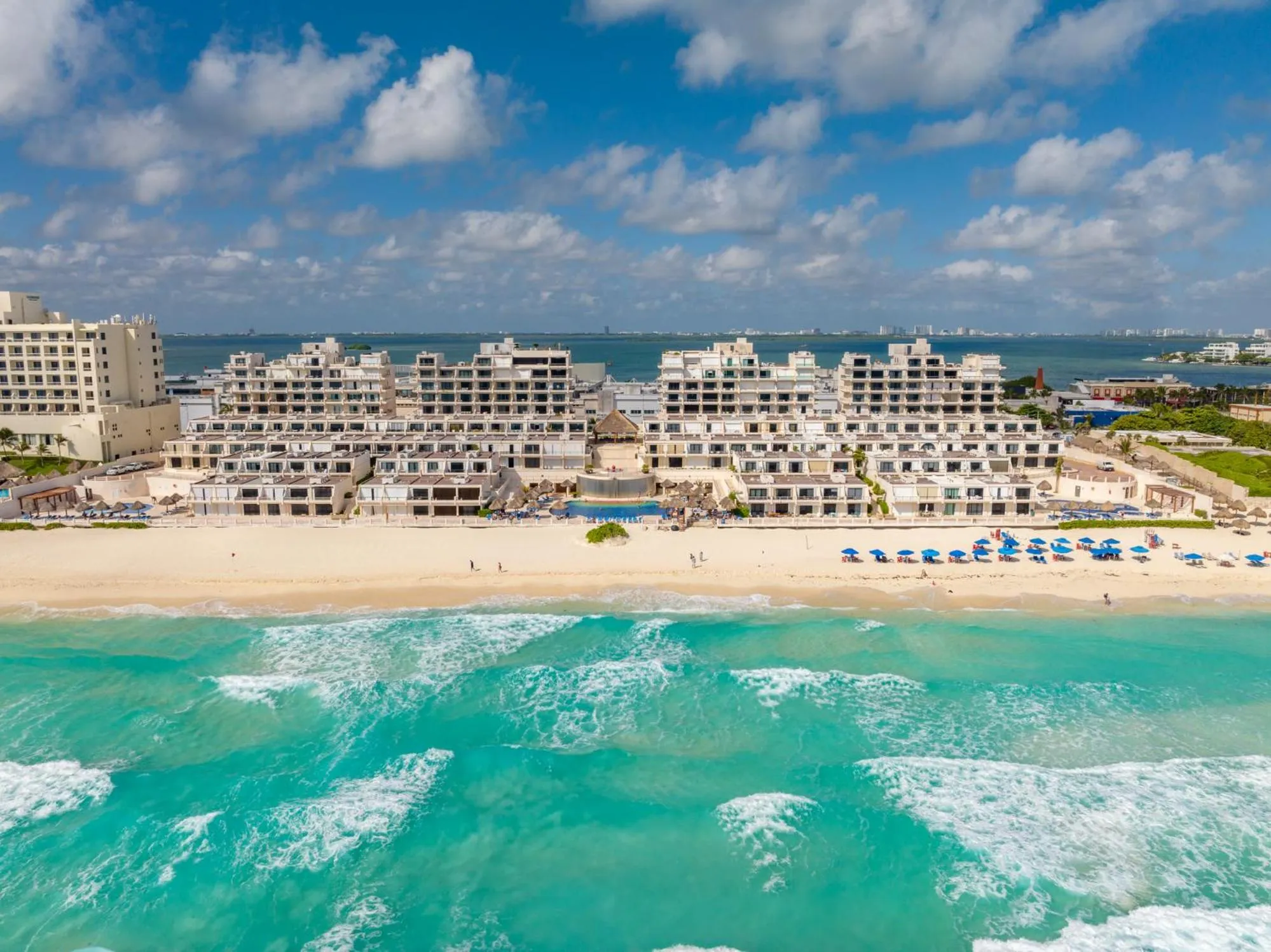 Amazing Caribbean Ocean view at Villas Marlin in Cancun