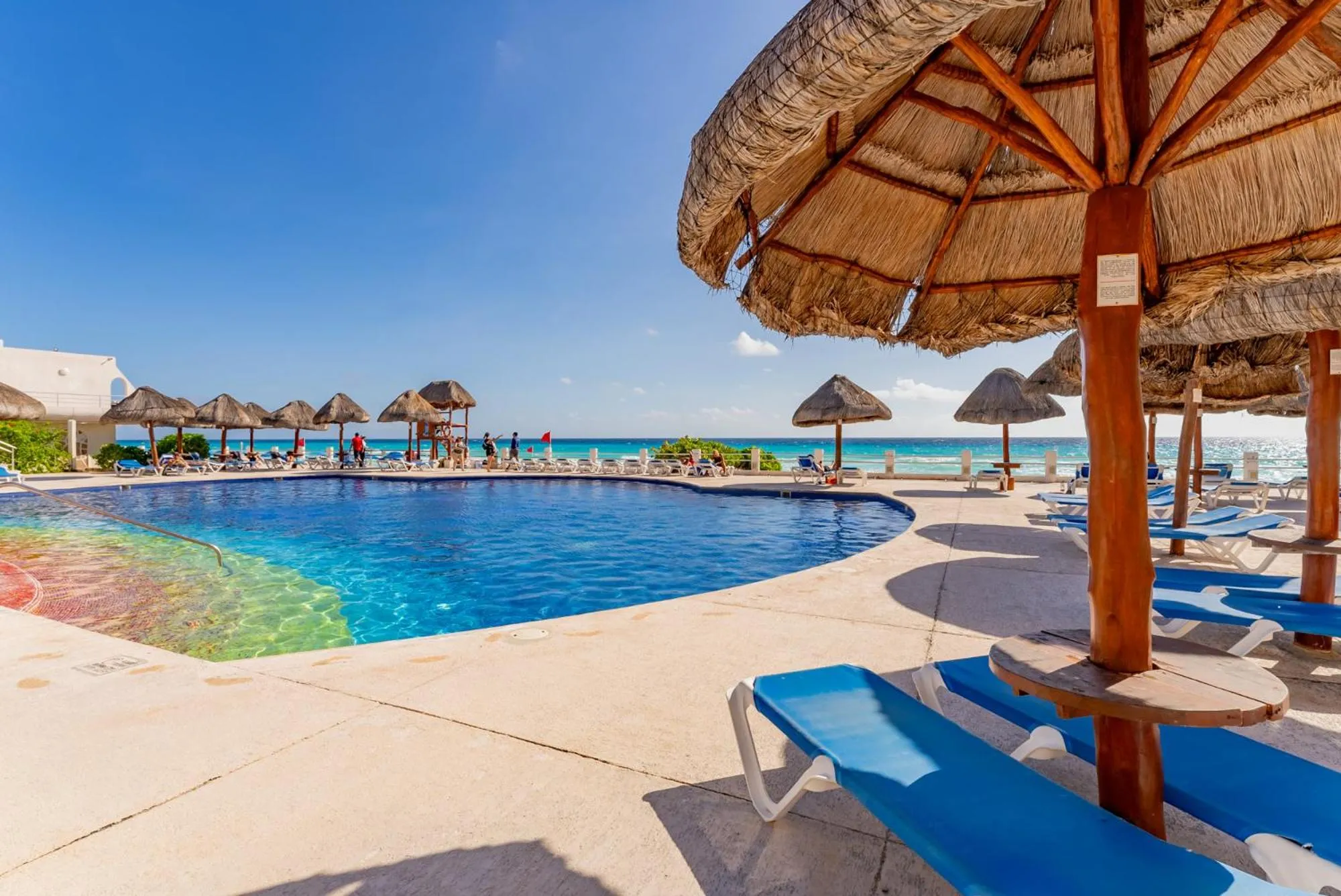 Amazing Caribbean Ocean view at Villas Marlin in Cancun