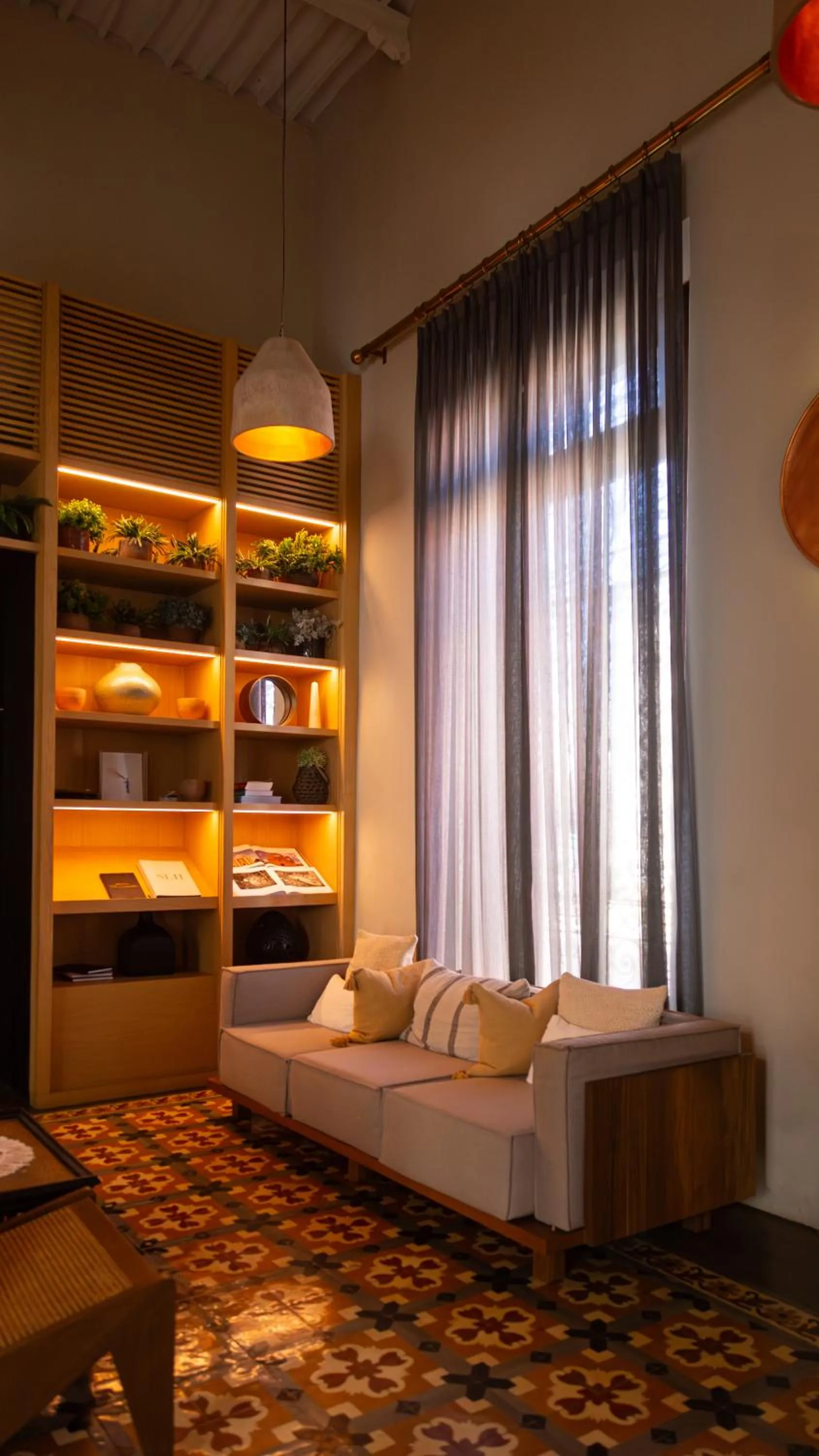 Living room, Bed in DECU DOWNTOWN