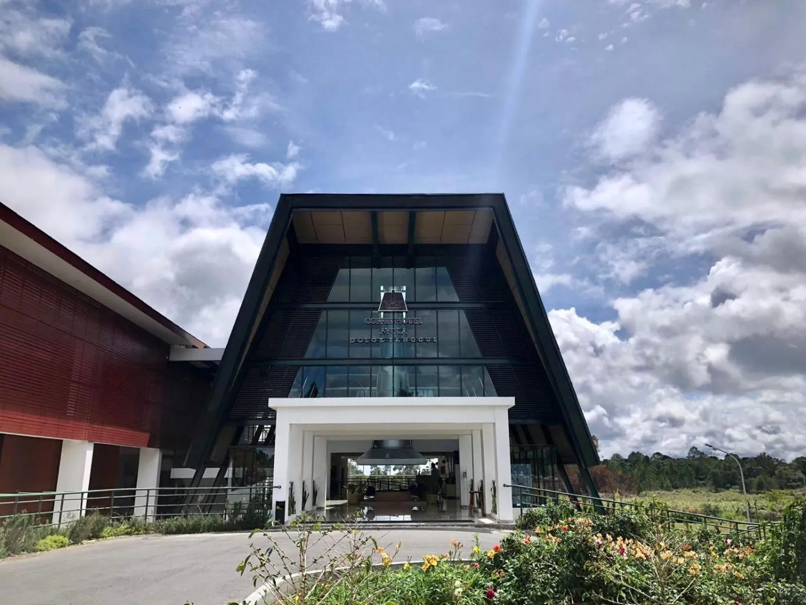 Property building in Coffee Hotel Akasi Dolok Sanggul