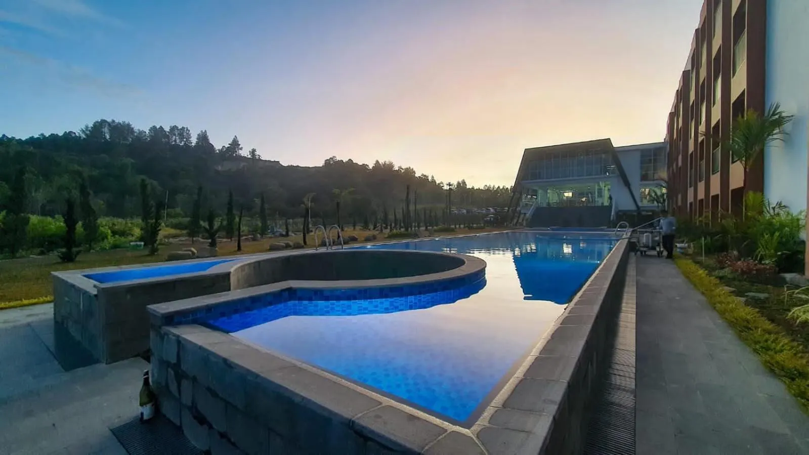 Swimming pool in Coffee Hotel Akasi Dolok Sanggul