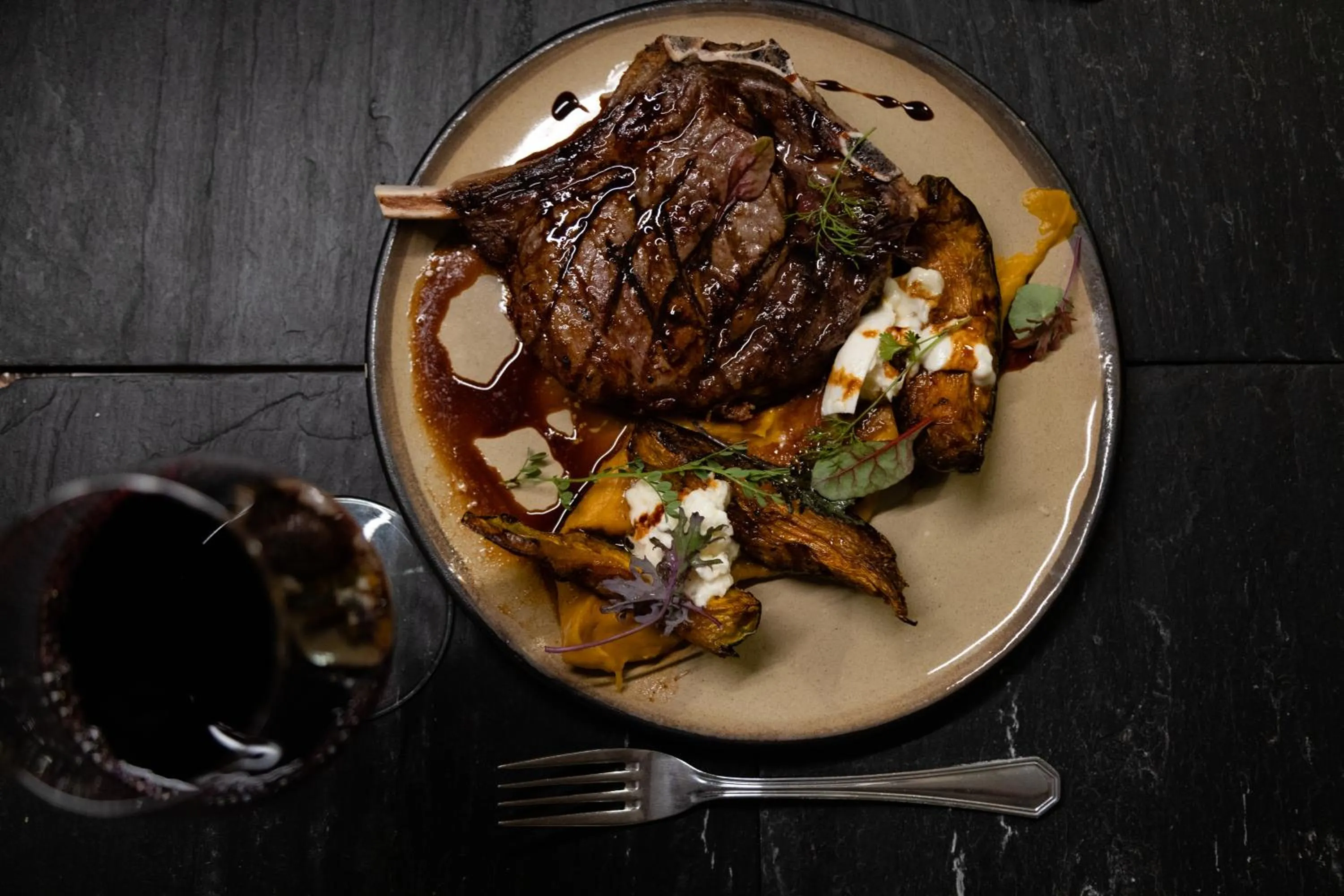 Restaurant/places to eat in Huinid Bustillo Hotel & Spa