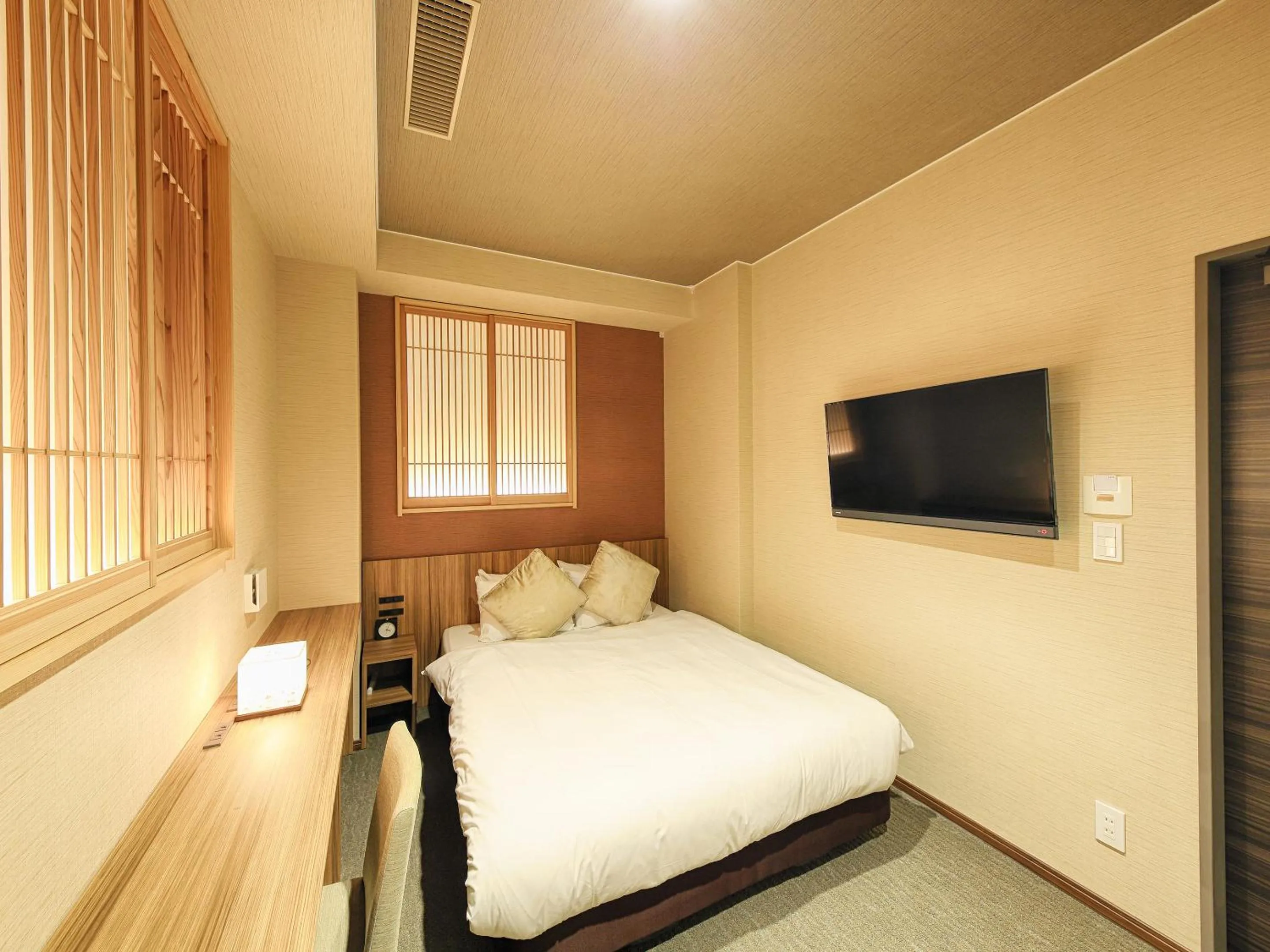 Bedroom, Bed in HOTEL CUORE Kyoto Shijo Omiya