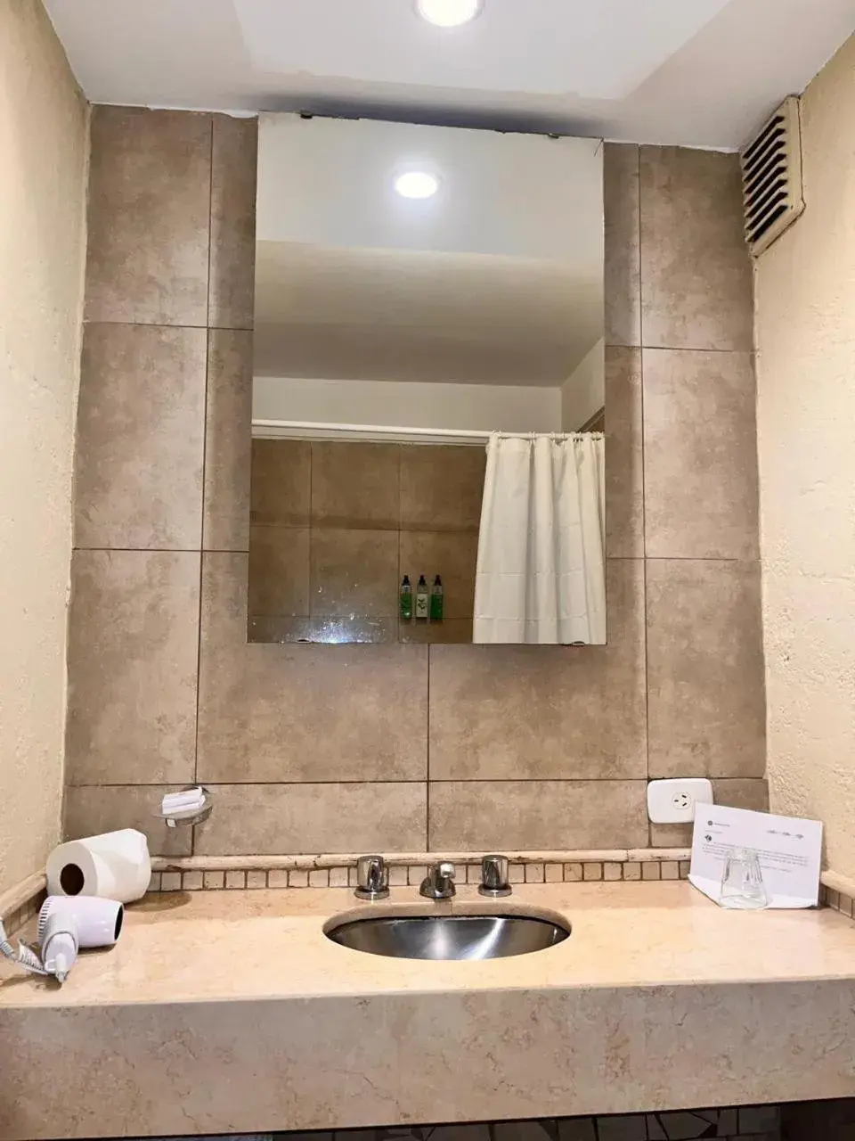 Regency Double Room in Hotel Raices Esturion Regency Double Room in Hotel Raices Esturion