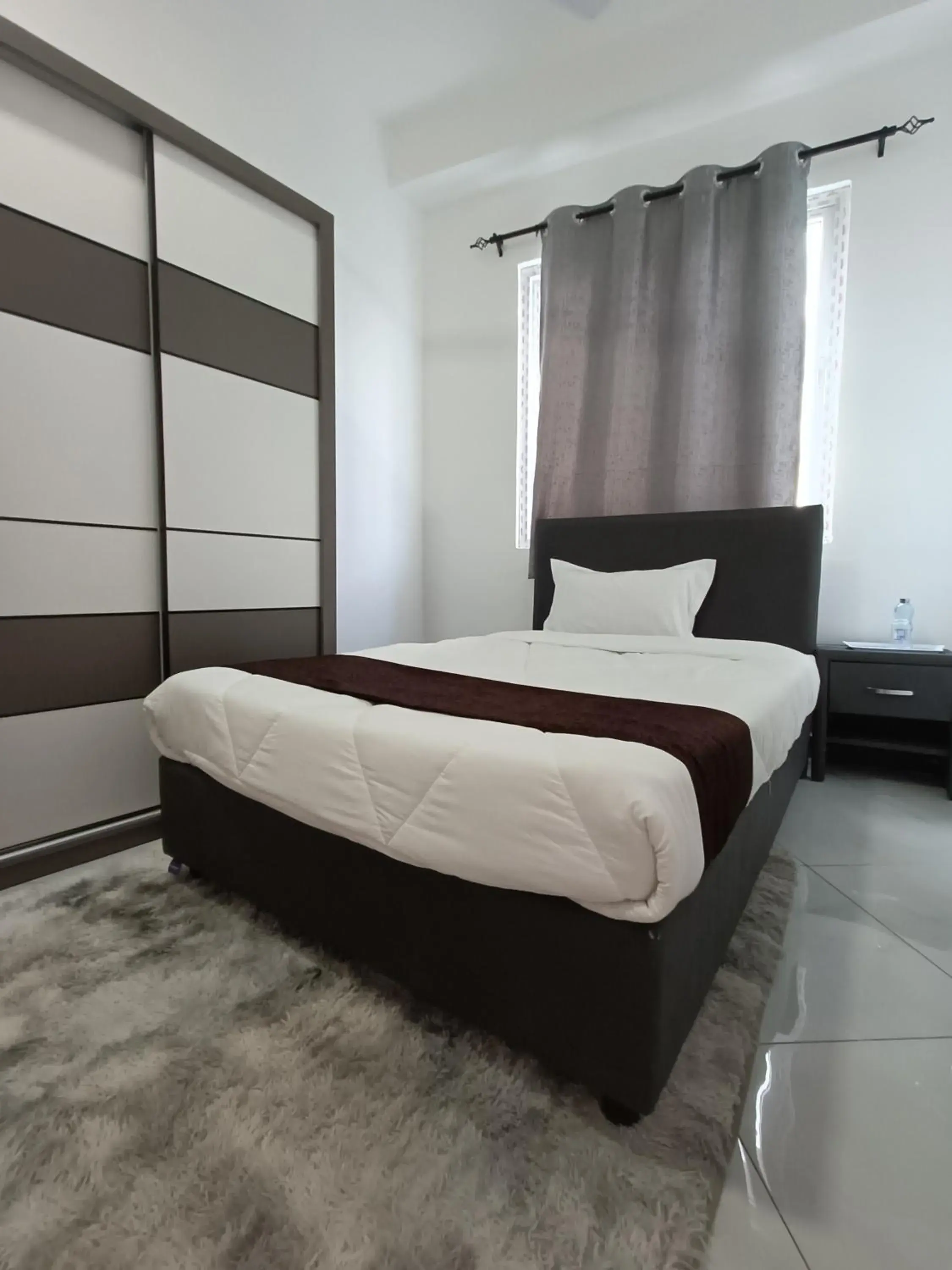 Budget Single Room in City Centre Budget Single Room in City Centre