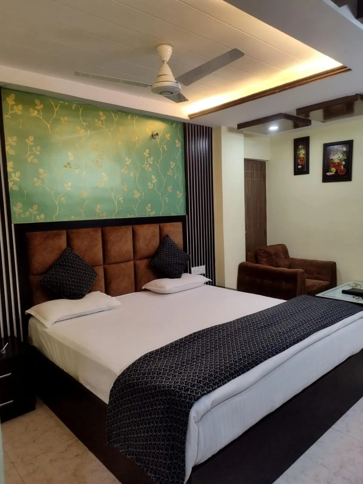 Bed in Hotel Prem Residency