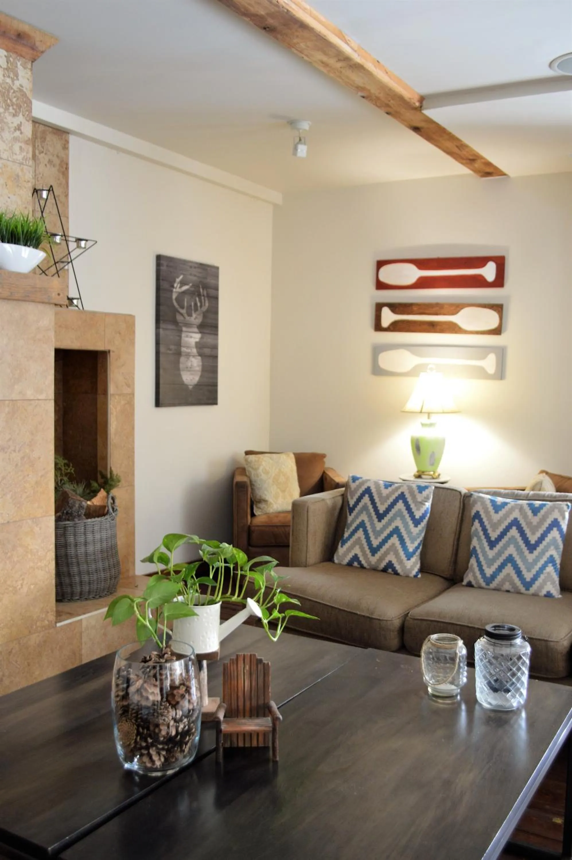 Seating area in 3 Pines Lodge Muskoka