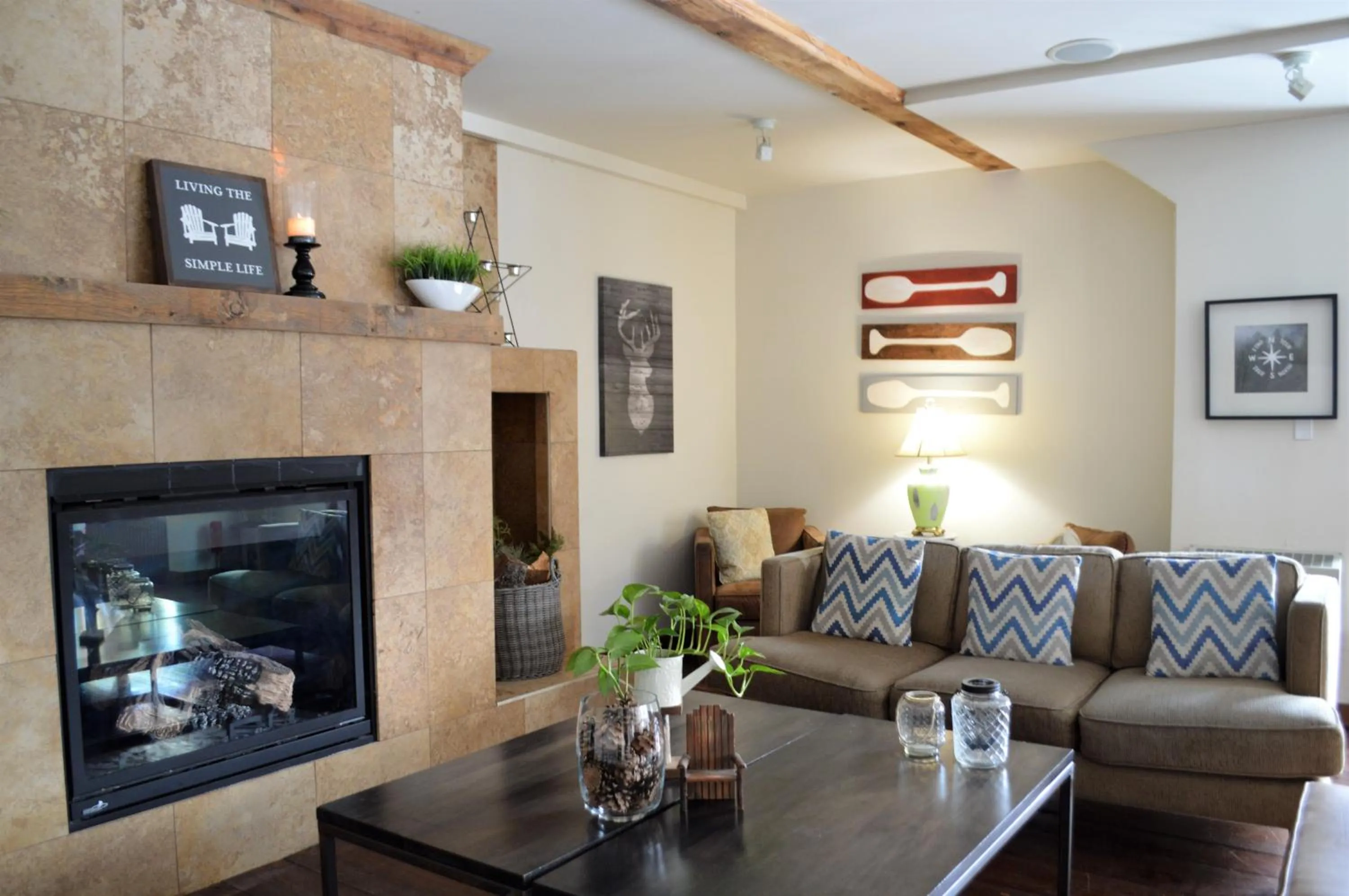 TV and multimedia in 3 Pines Lodge Muskoka