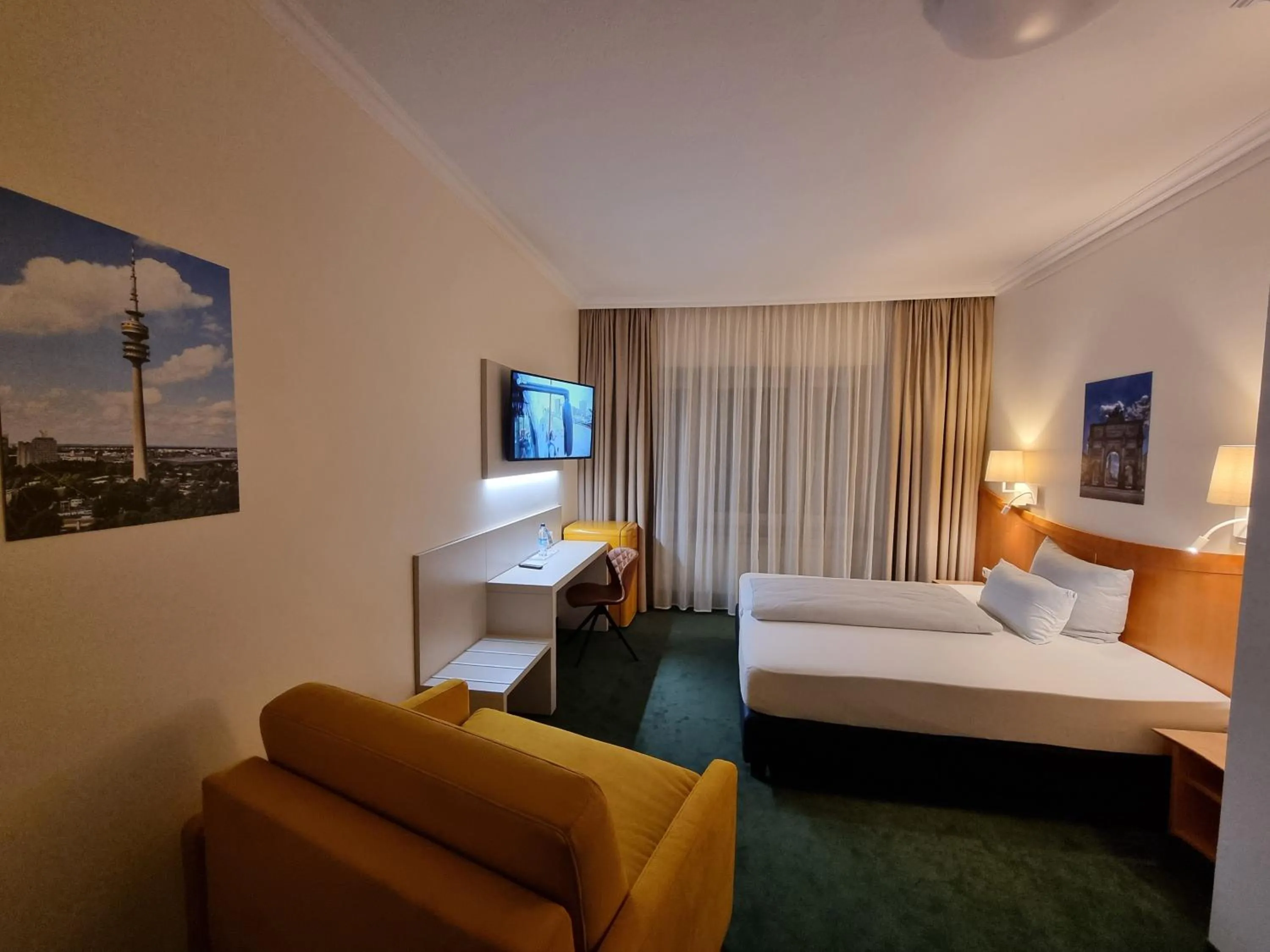 Bed in myMINGA4 - Hotel & serviced Apartments