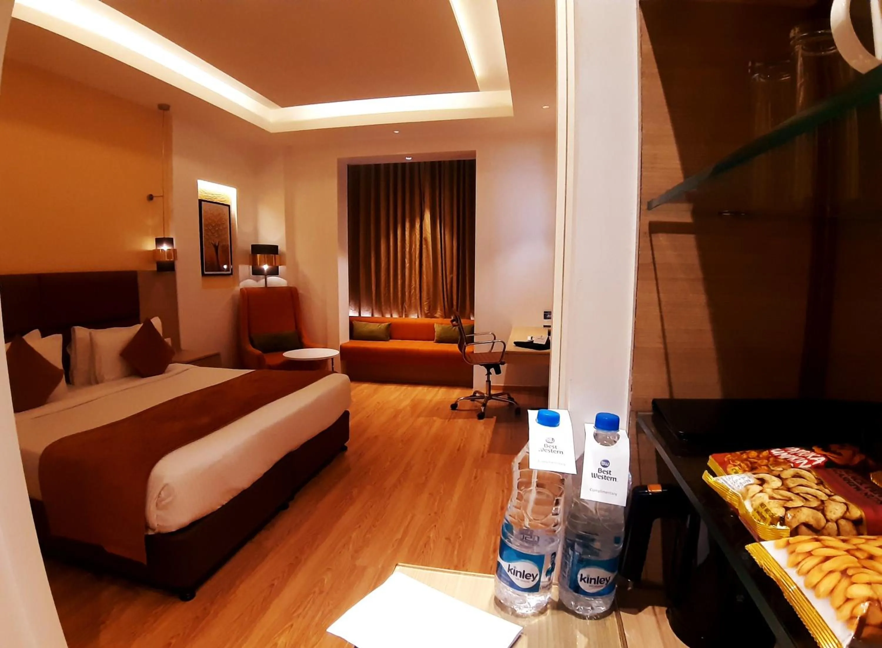 Photo of the whole room, Bed in Best Western Vrindavan