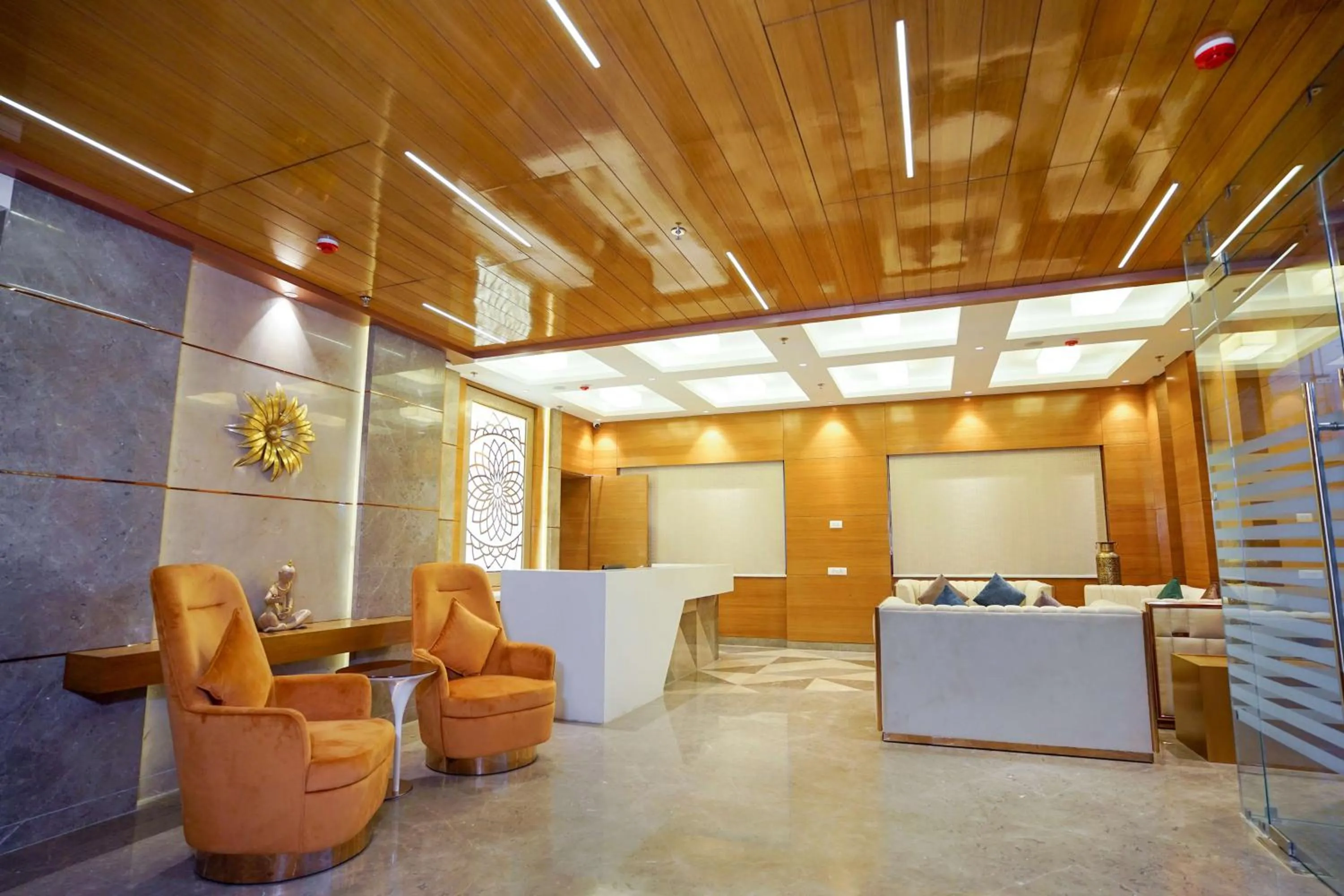 Lobby or reception in Best Western Vrindavan