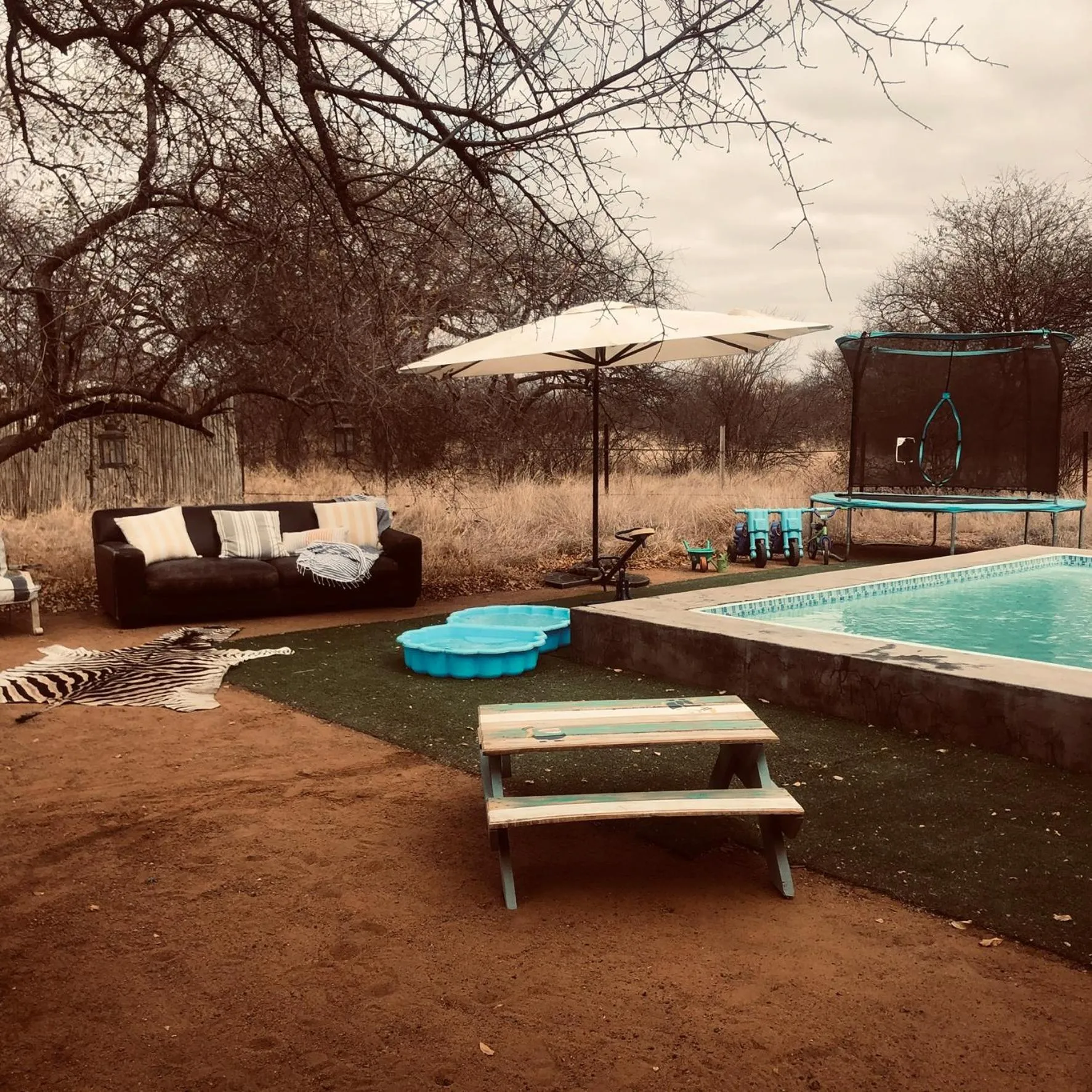 Coffee/tea facilities in Simba Safaris African Pride Exotic Lodge