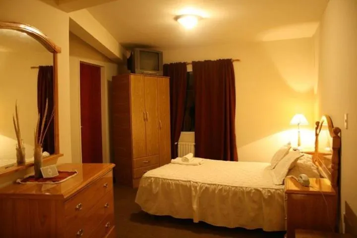 Photo of the whole room, Bed in Kelta Hotel El Calafate