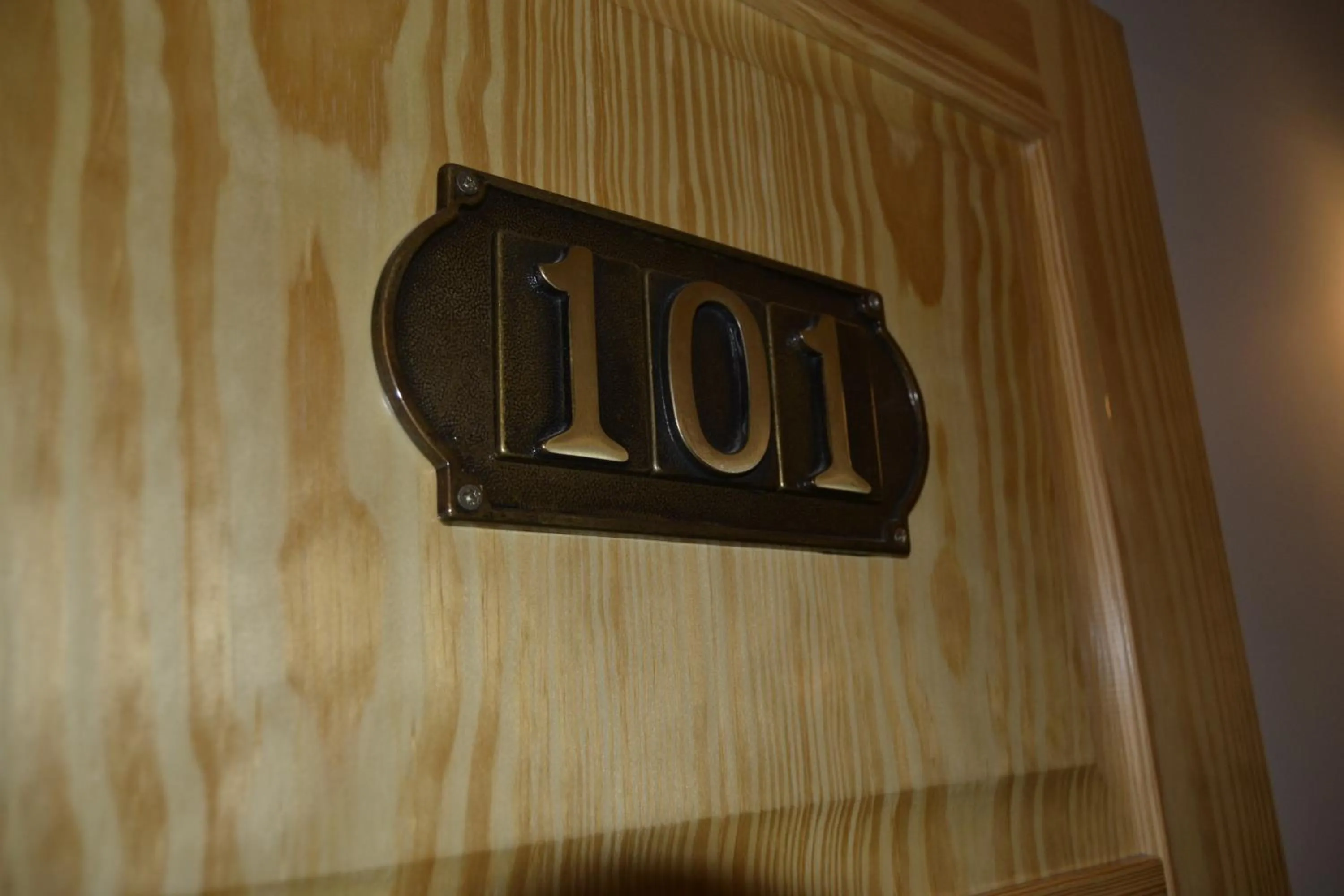 Logo/Certificate/Sign in Hotel El Tratado