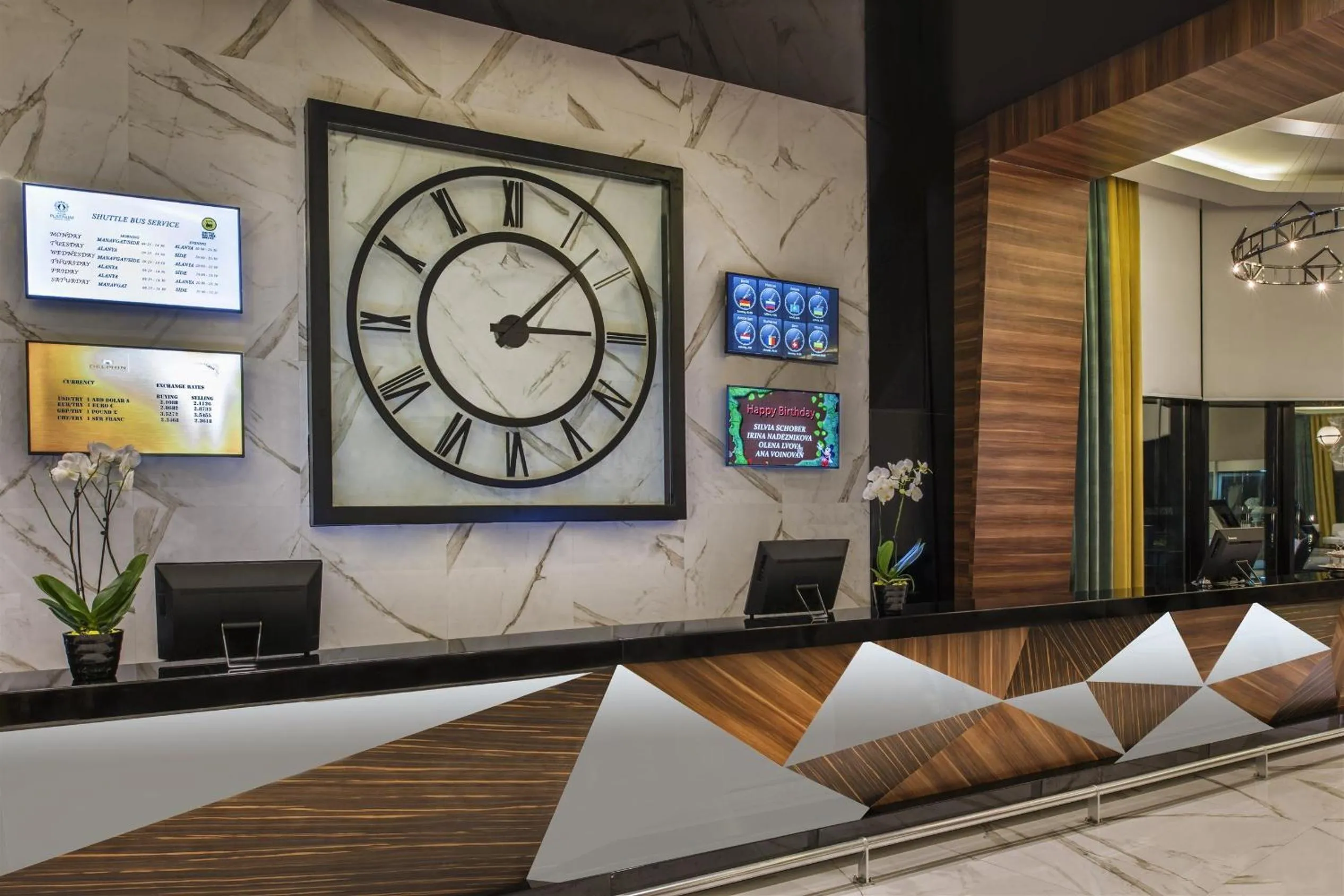 Lobby or reception in Botanik Platinum Hotel