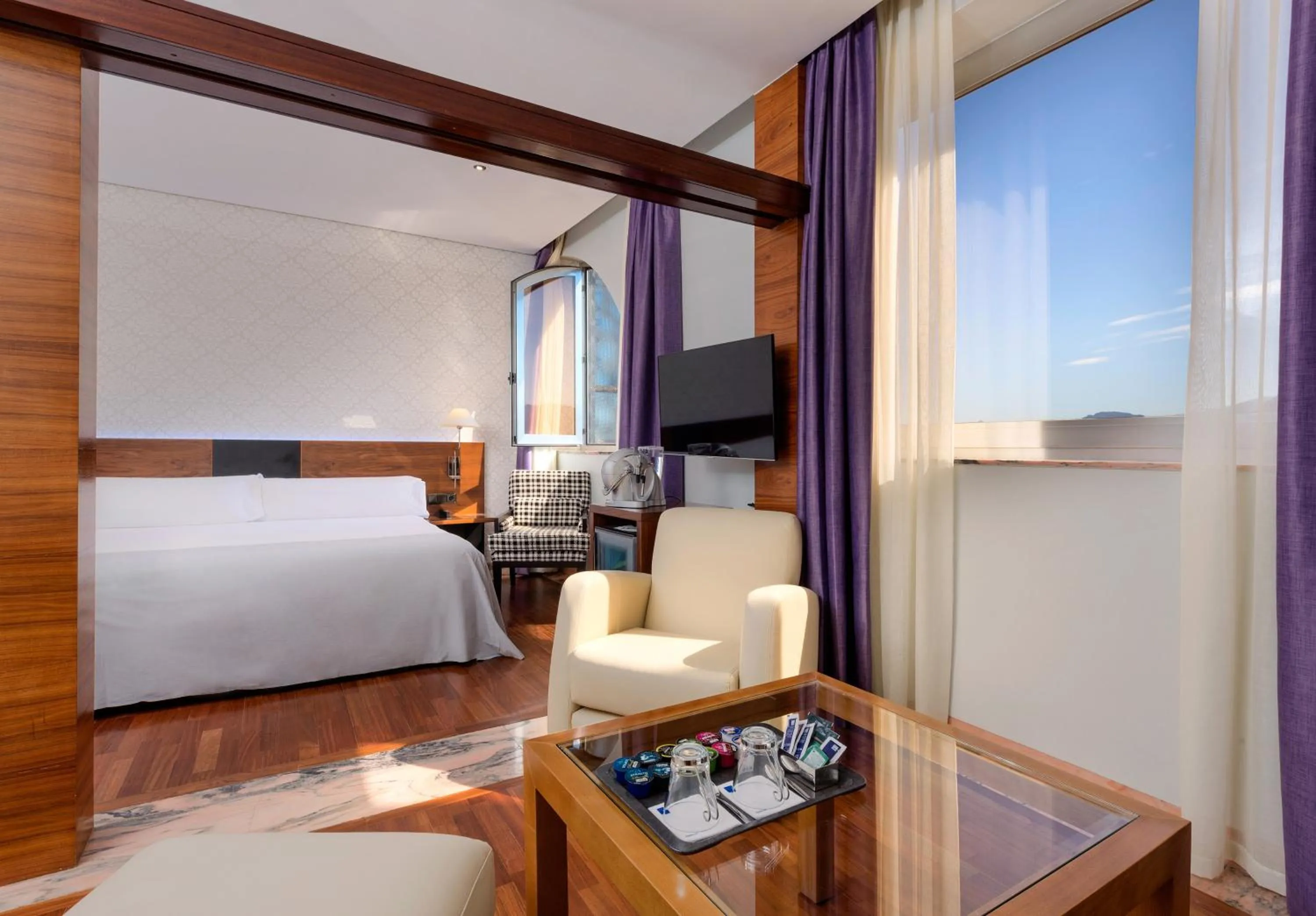 Bed in Hotel Murcia Rincón de Pepe Affiliated by Meliá