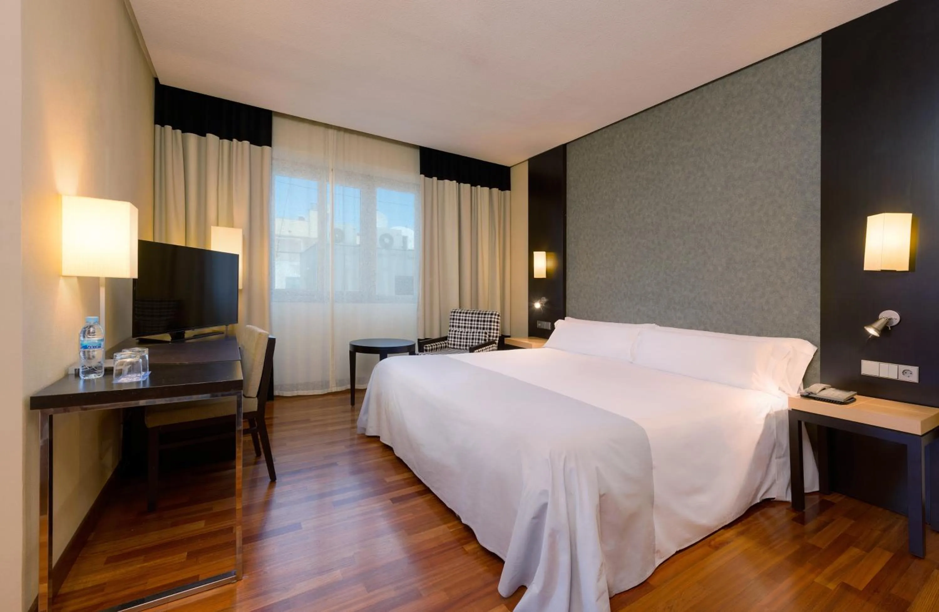 Bedroom, Bed in Hotel Murcia Rincón de Pepe Affiliated by Meliá