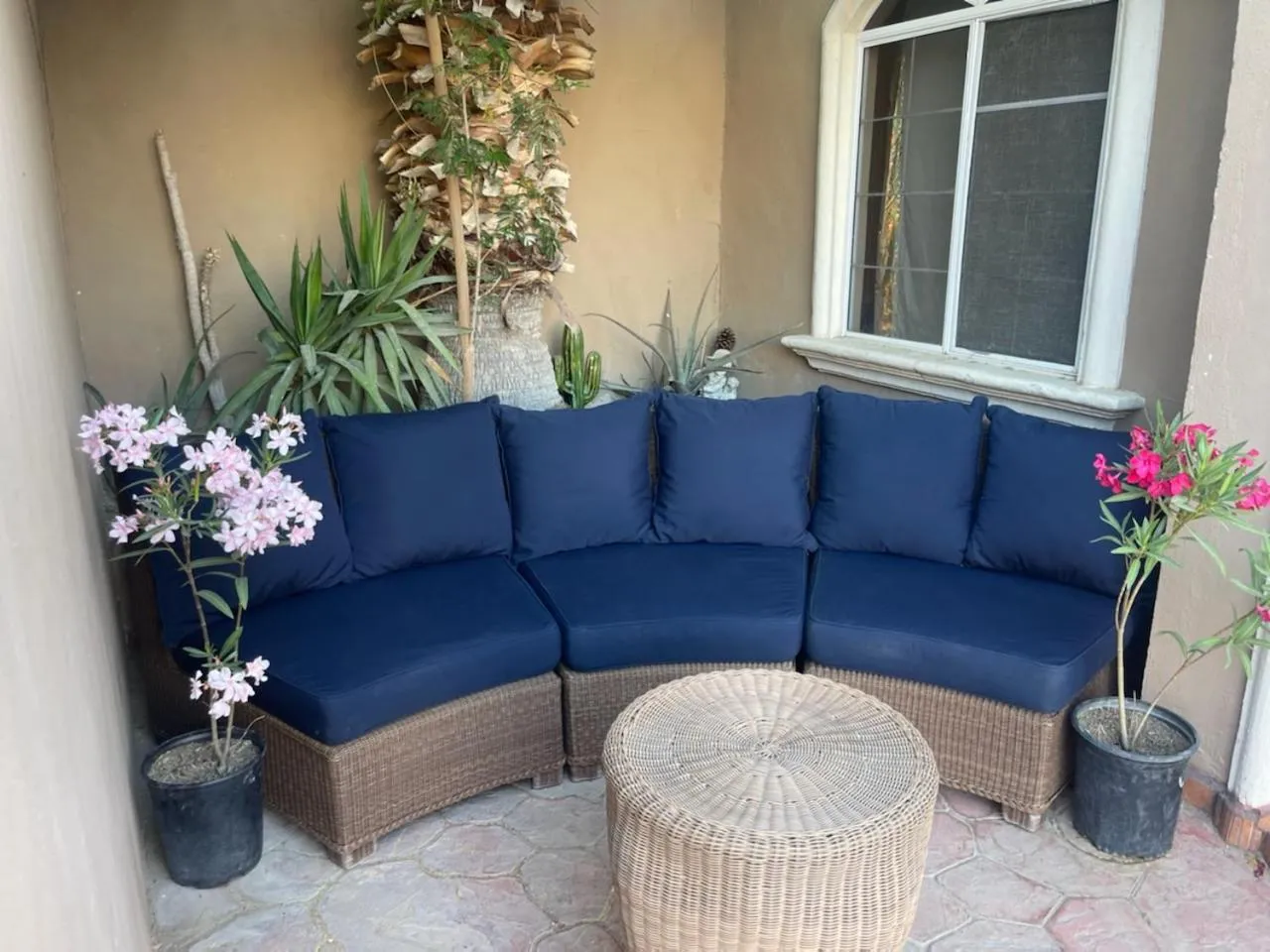 hair dresser in San Felipe Place to stay B&B