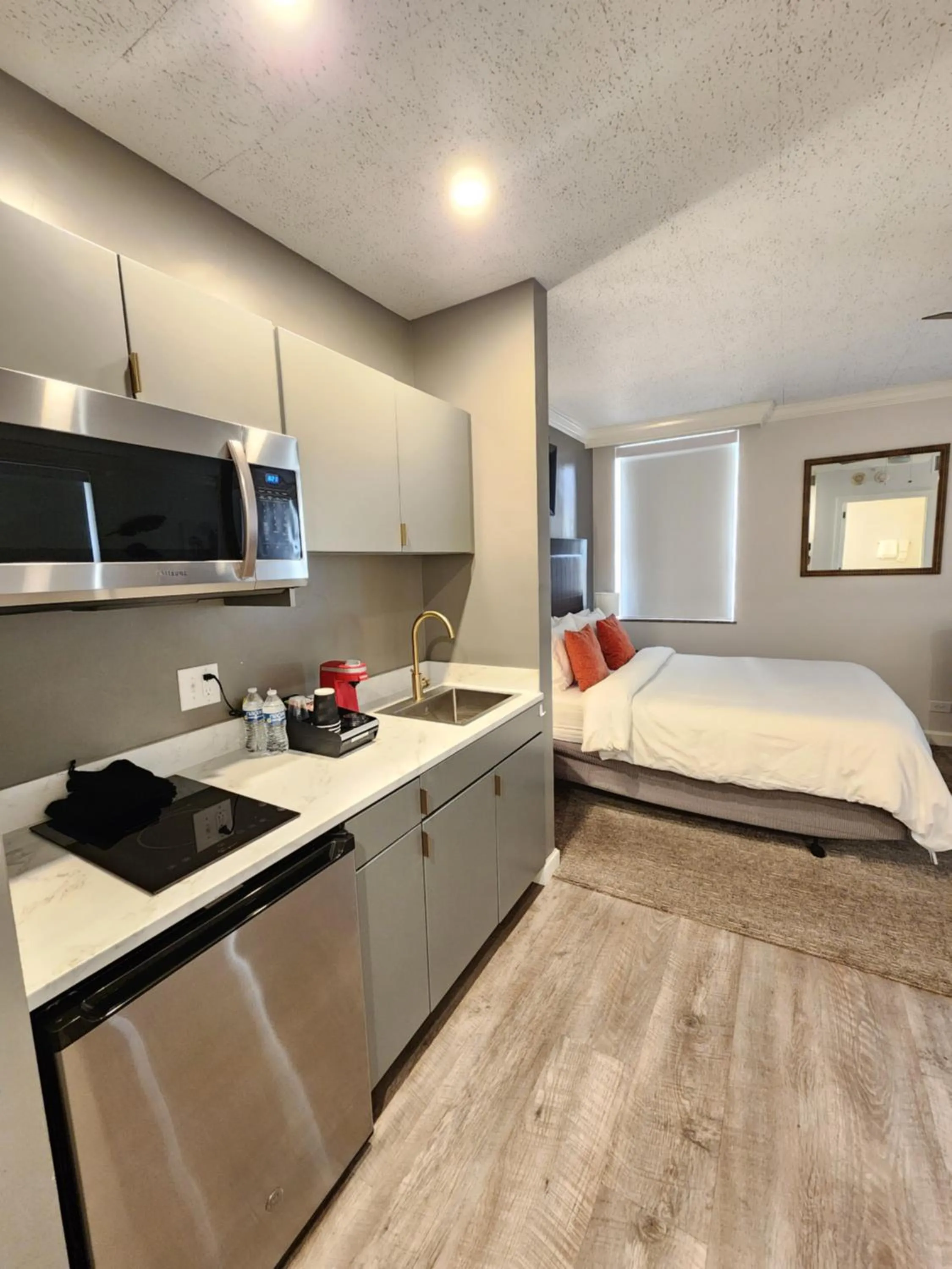 Bed in Hotel Phillips